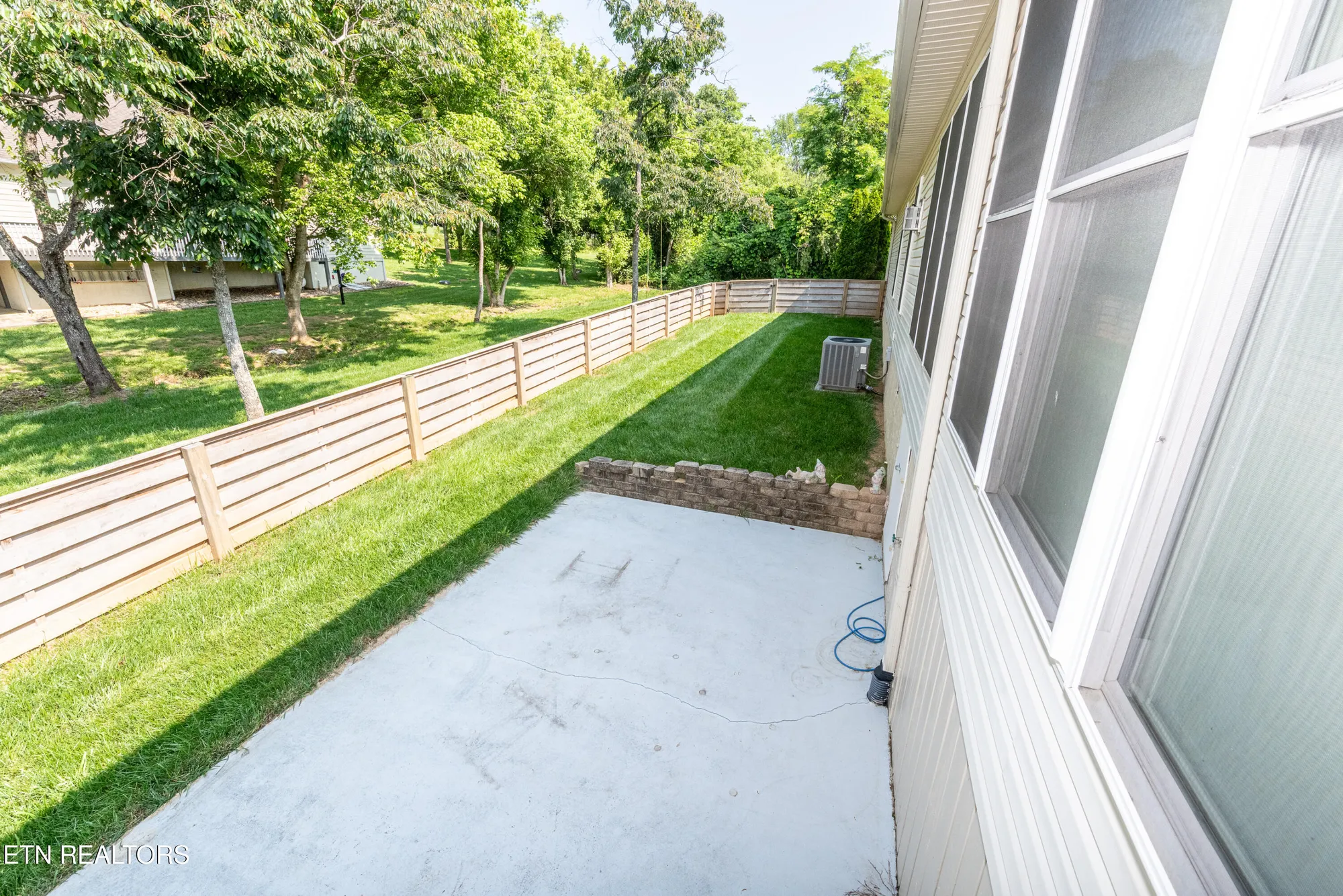 Property Slideshow image 46 of 49 | 210 oologila pl, Loudon, TN, 37774