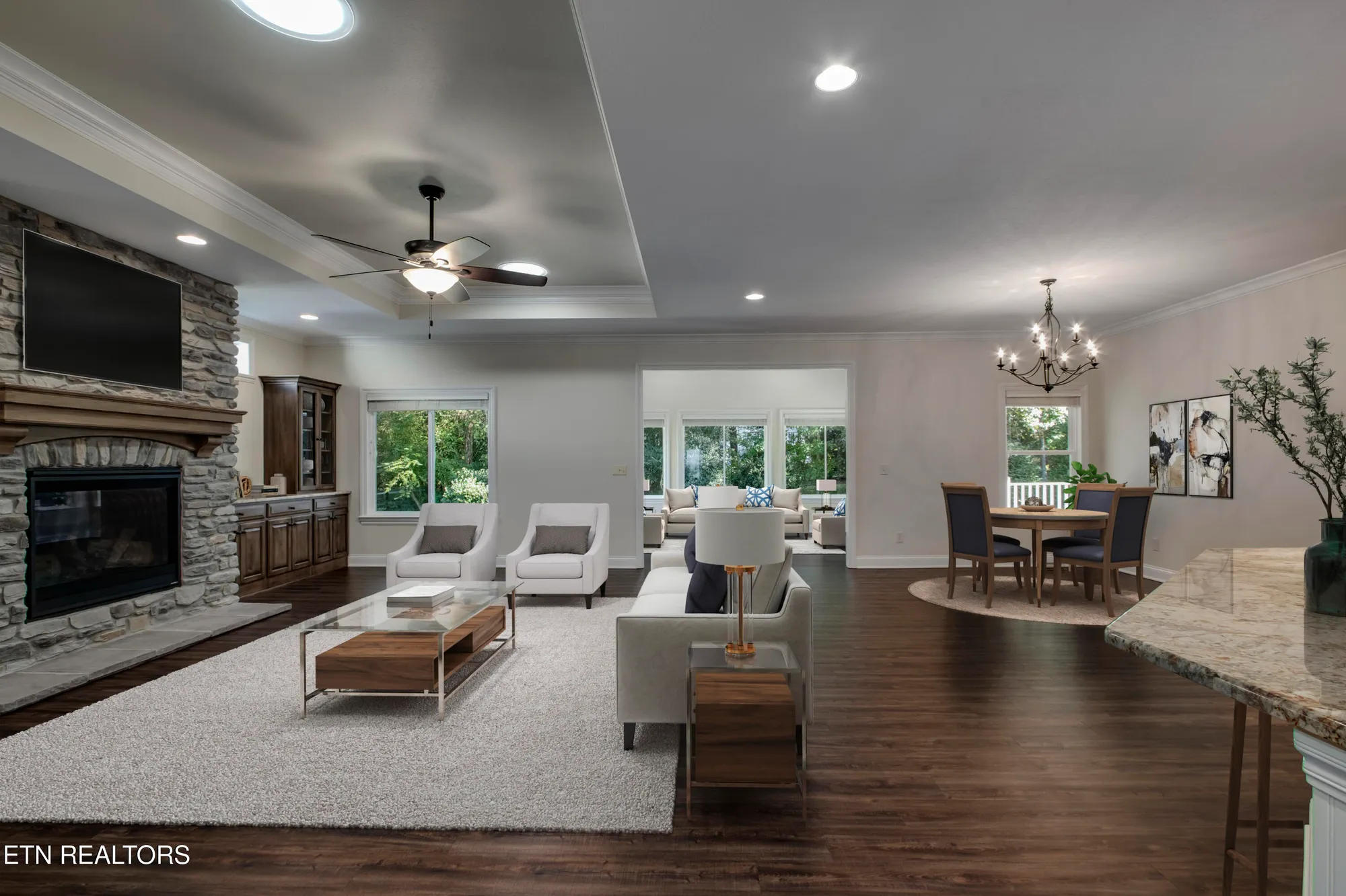 Property Slideshow image 7 of 48 | 184 saloli way, Loudon, TN, 37774