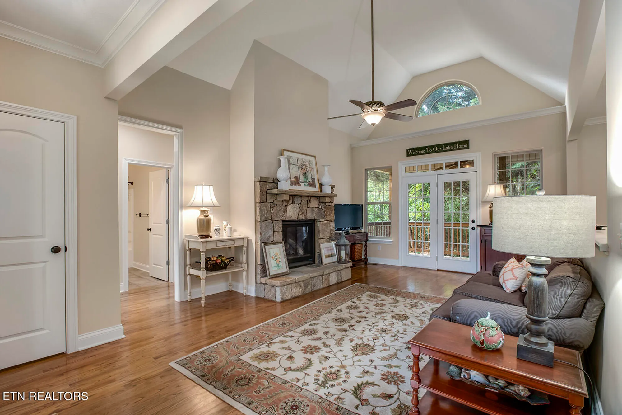 Property Slideshow image 8 of 61 | 202 coyatee ct, Loudon, TN, 37774