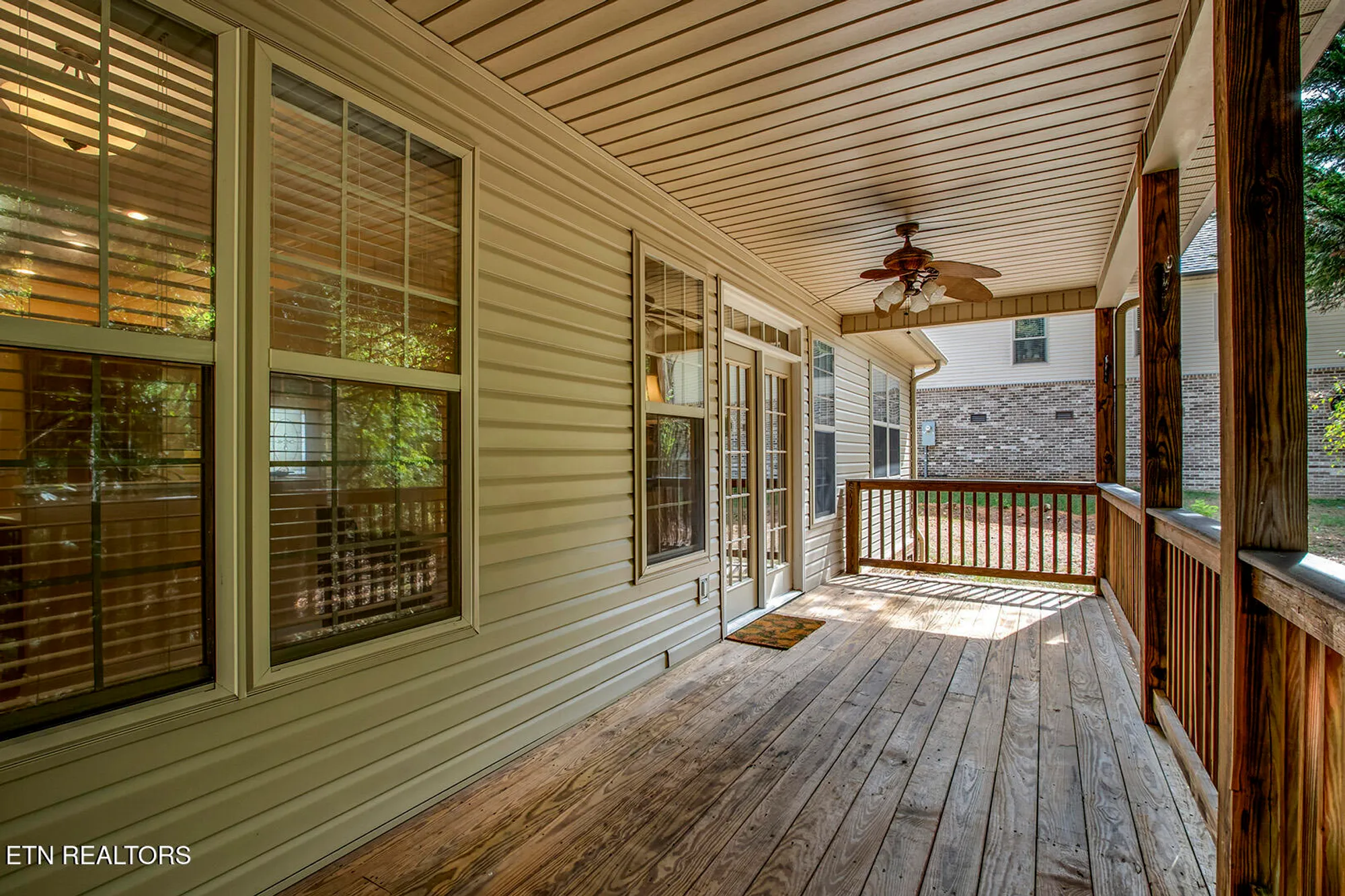 Property Slideshow image 10 of 61 | 202 coyatee ct, Loudon, TN, 37774
