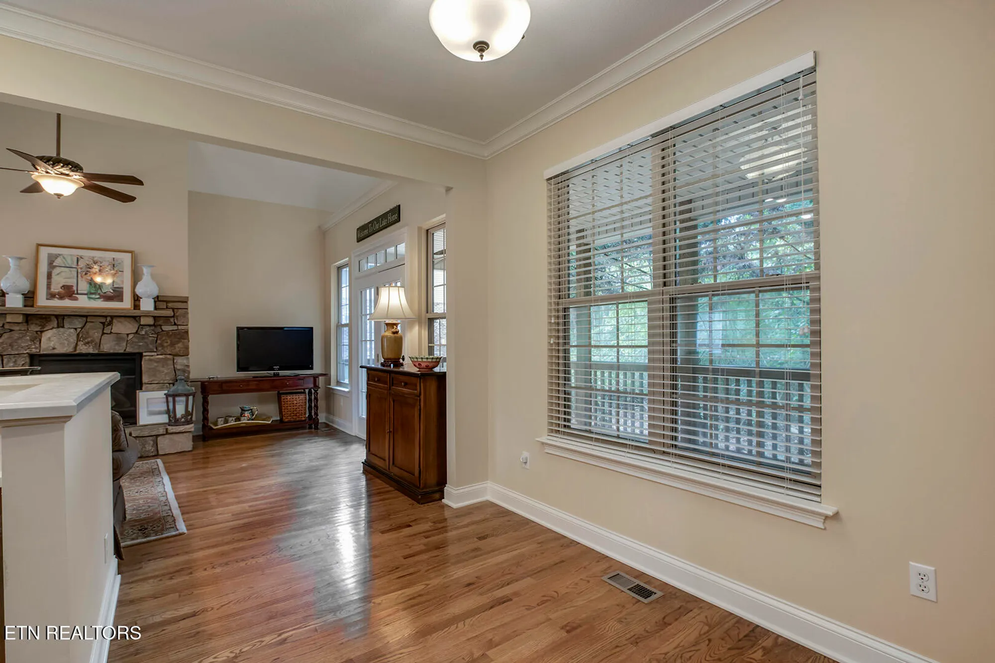 Property Slideshow image 15 of 61 | 202 coyatee ct, Loudon, TN, 37774