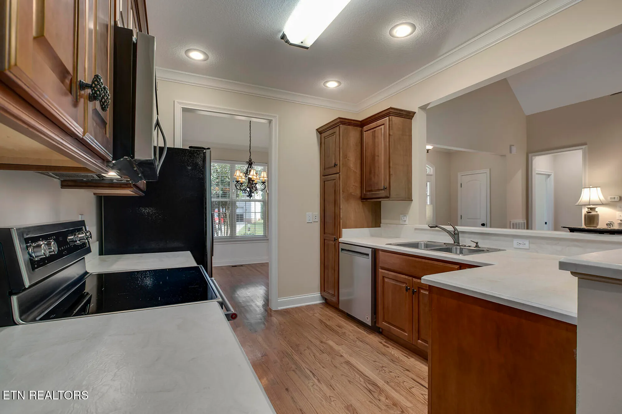 Property Slideshow image 20 of 61 | 202 coyatee ct, Loudon, TN, 37774