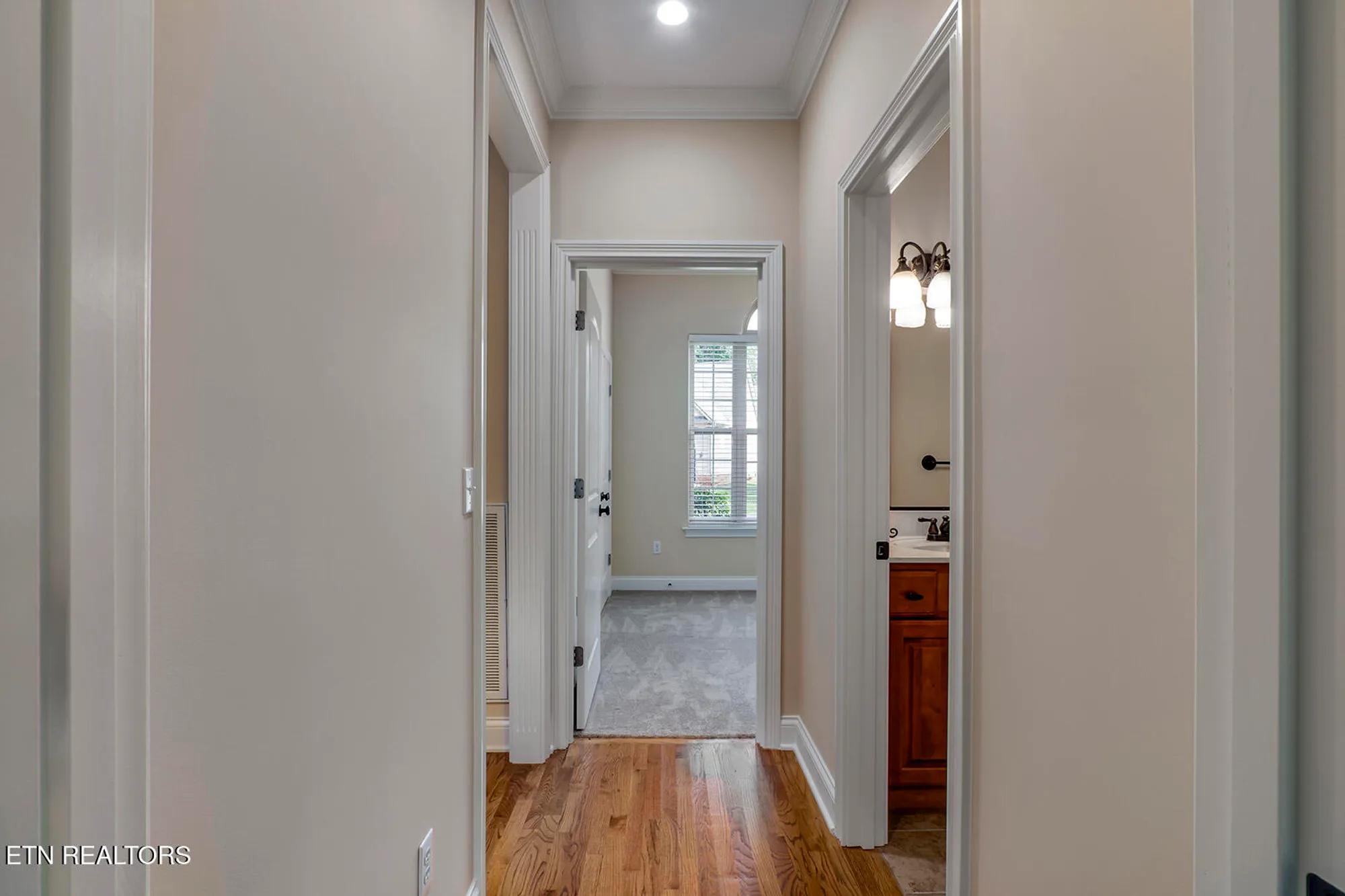 Property Slideshow image 25 of 61 | 202 coyatee ct, Loudon, TN, 37774