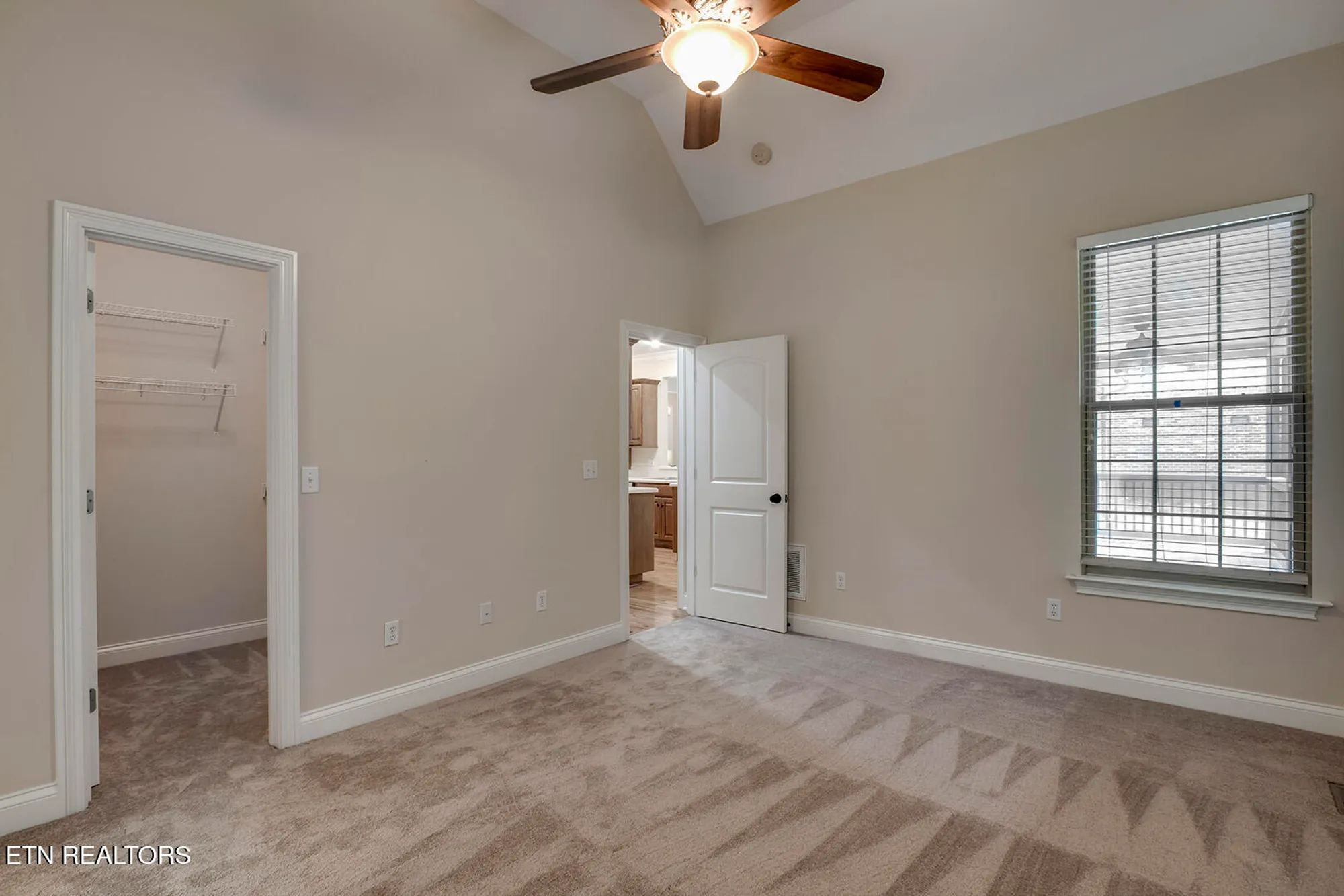 Property Slideshow image 35 of 61 | 202 coyatee ct, Loudon, TN, 37774