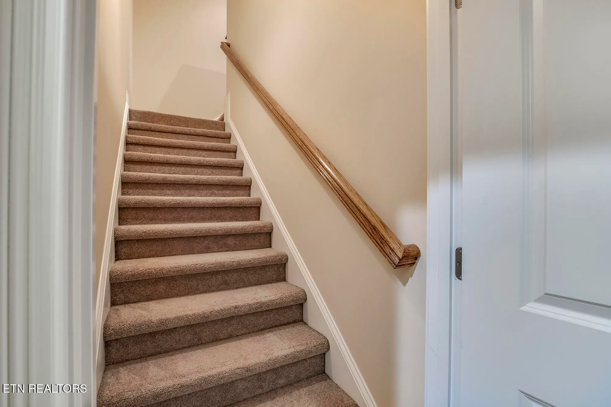 Property Slideshow image 41 of 61 | 202 coyatee ct, Loudon, TN, 37774