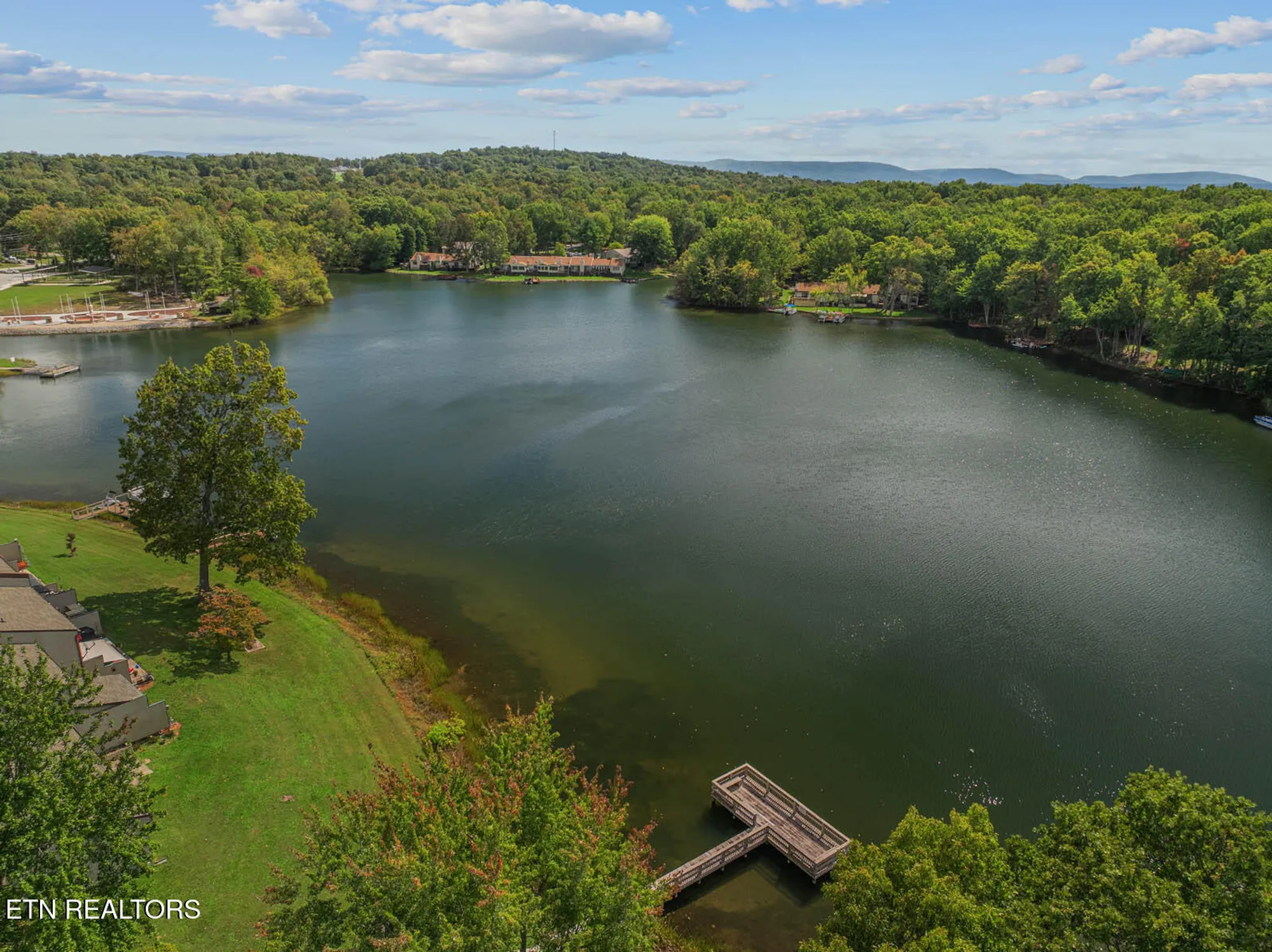 Property Slideshow image 40 of 53 | 10 lakeshore ter 62, Crossville, TN, 38558