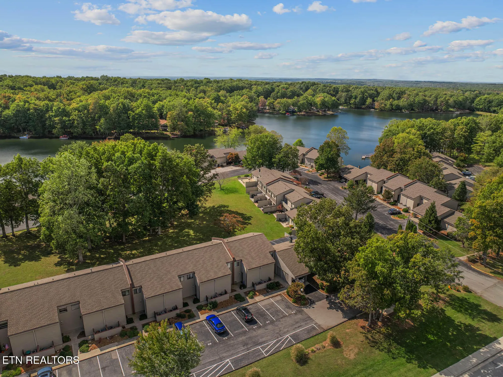 Property Slideshow image 44 of 53 | 10 lakeshore ter 62, Crossville, TN, 38558