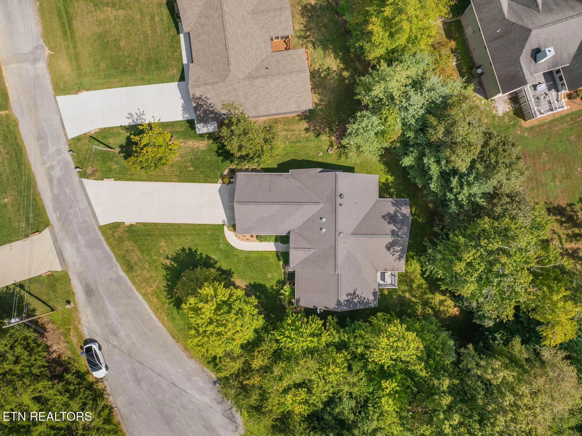 Property Slideshow image 52 of 58 | 13 kenwood ct, Crossville, TN, 38558