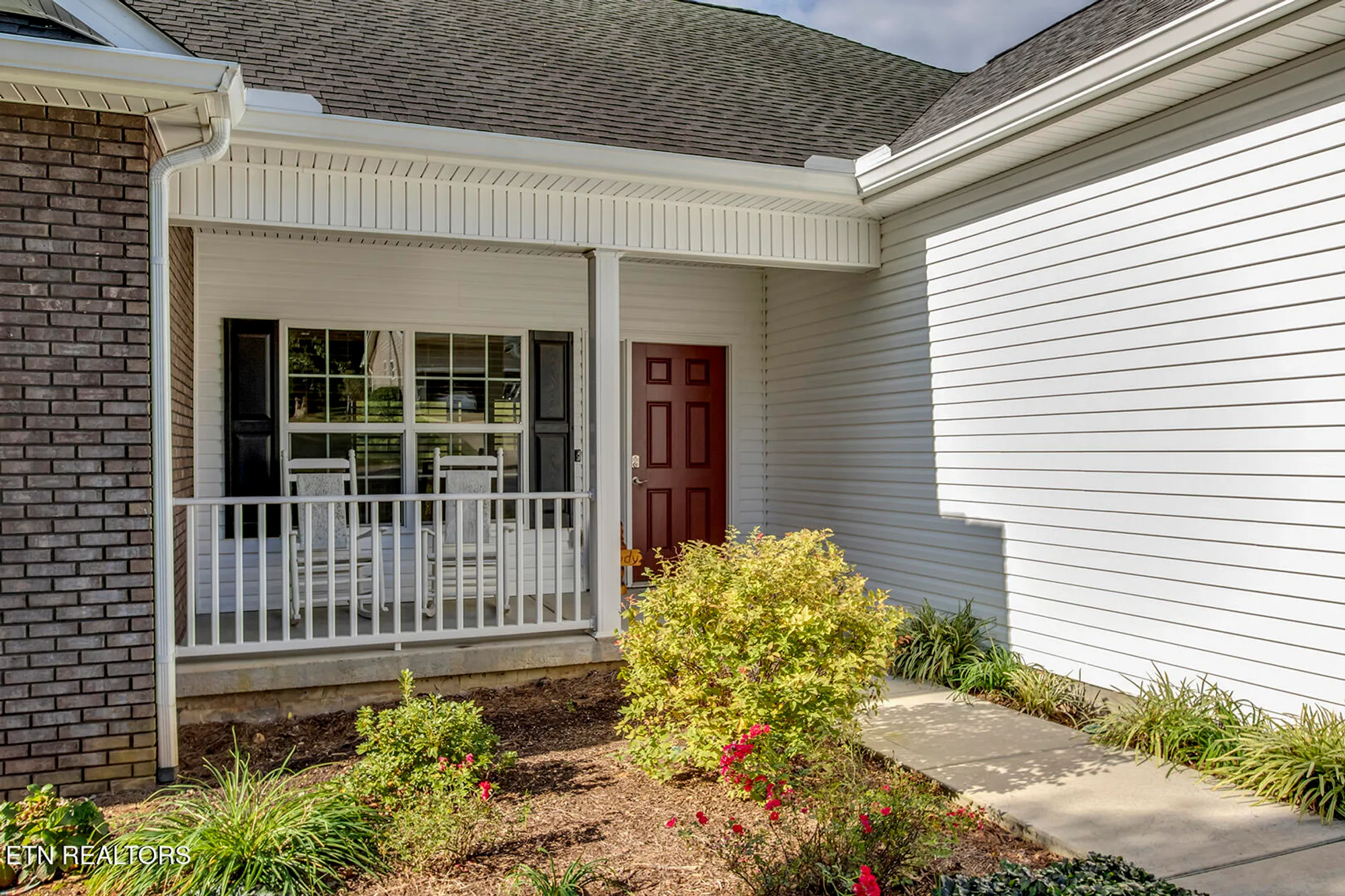 Property Slideshow image 5 of 54 | 134 daleyuhski way, Loudon, TN, 37774