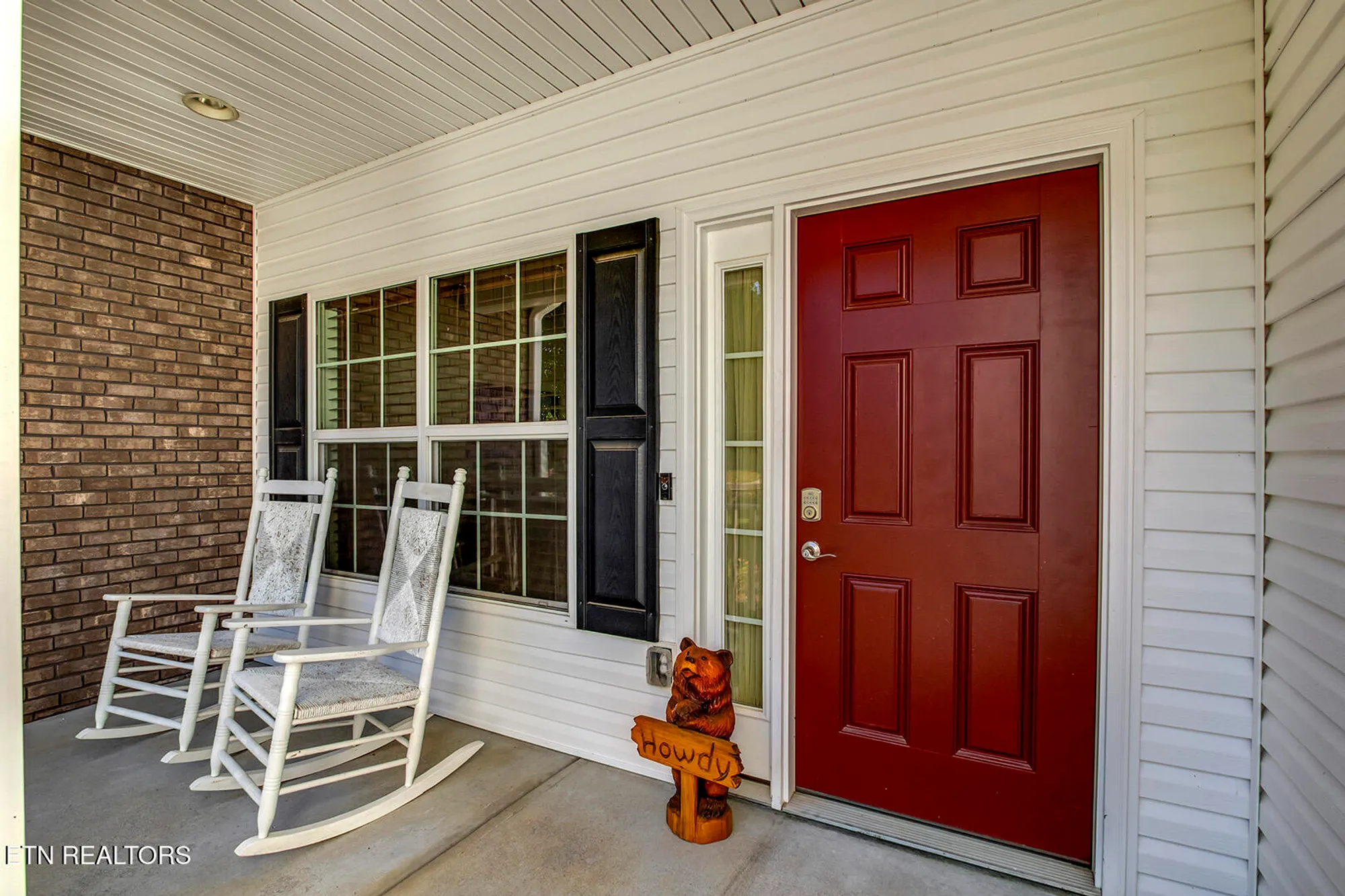 Property Slideshow image 6 of 54 | 134 daleyuhski way, Loudon, TN, 37774