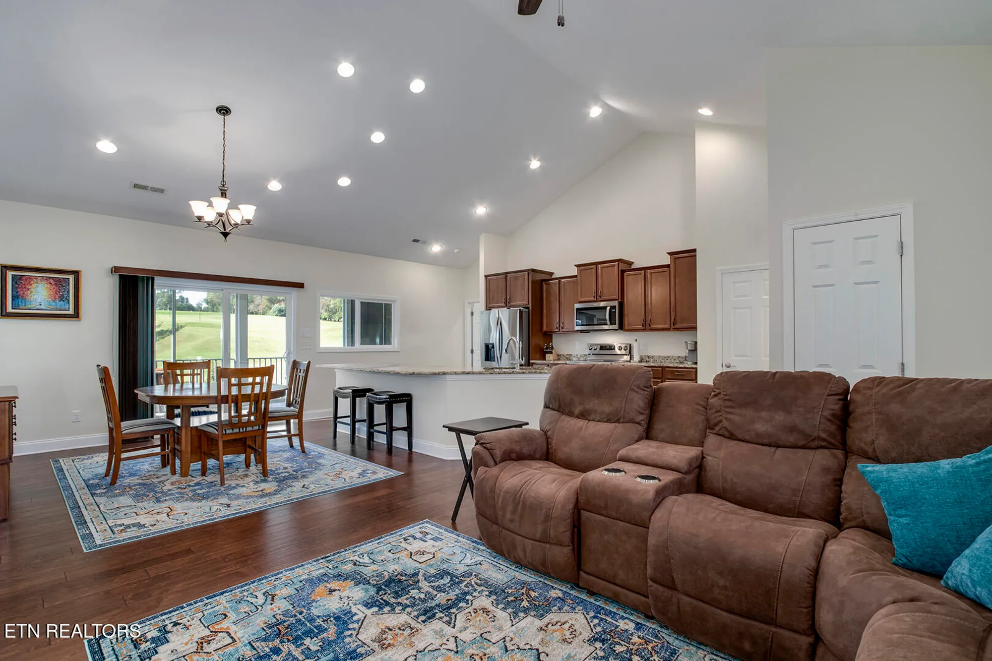 Property Slideshow image 10 of 54 | 134 daleyuhski way, Loudon, TN, 37774