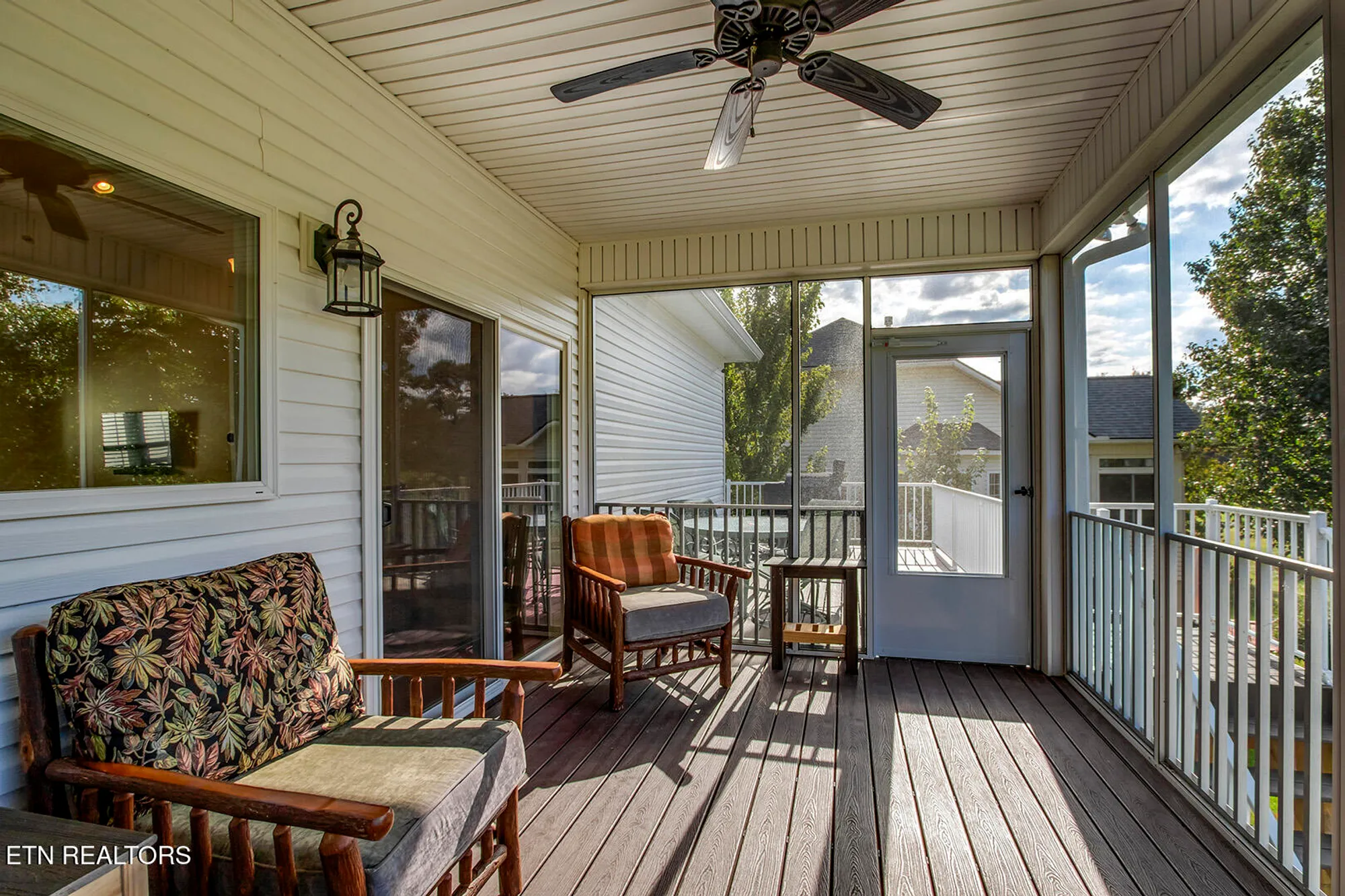 Property Slideshow image 15 of 54 | 134 daleyuhski way, Loudon, TN, 37774