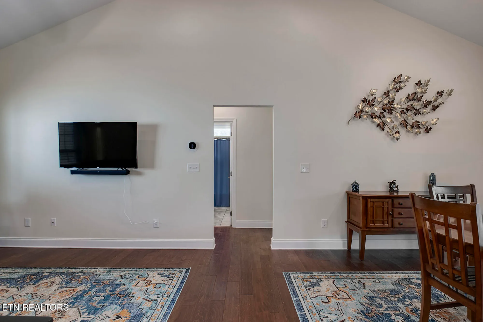 Property Slideshow image 31 of 54 | 134 daleyuhski way, Loudon, TN, 37774