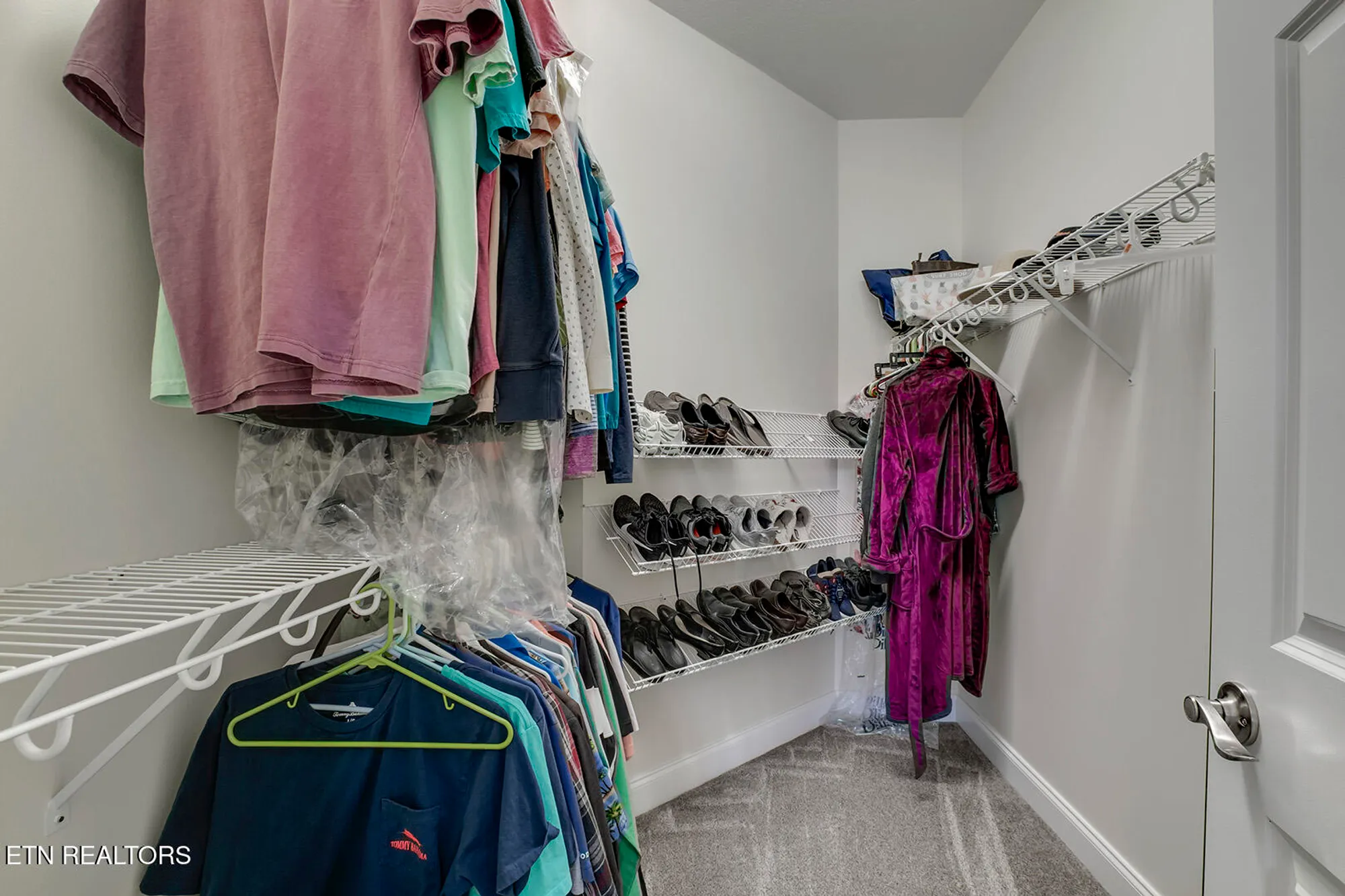 Property Slideshow image 28 of 54 | 134 daleyuhski way, Loudon, TN, 37774