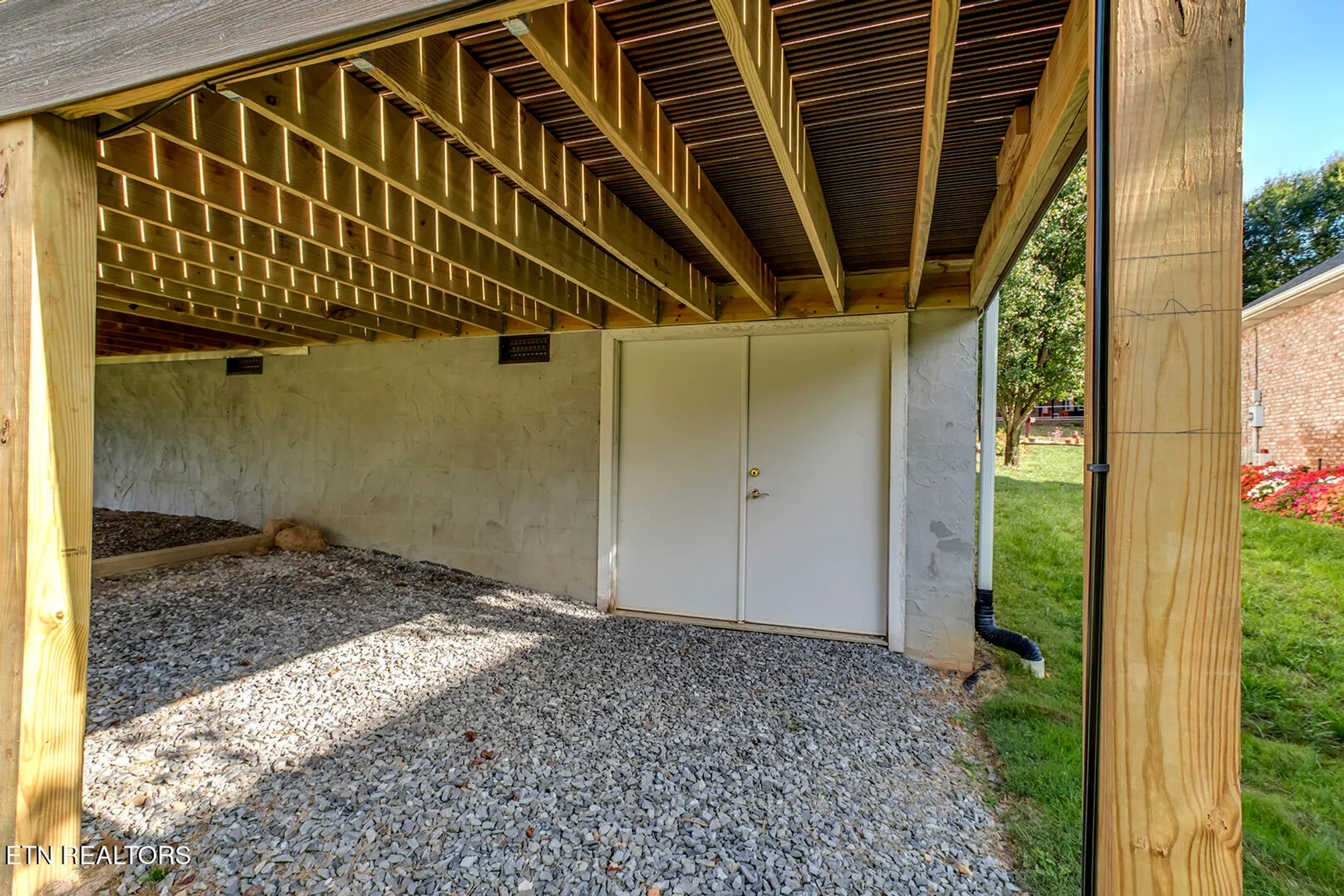 Property Slideshow image 40 of 54 | 134 daleyuhski way, Loudon, TN, 37774