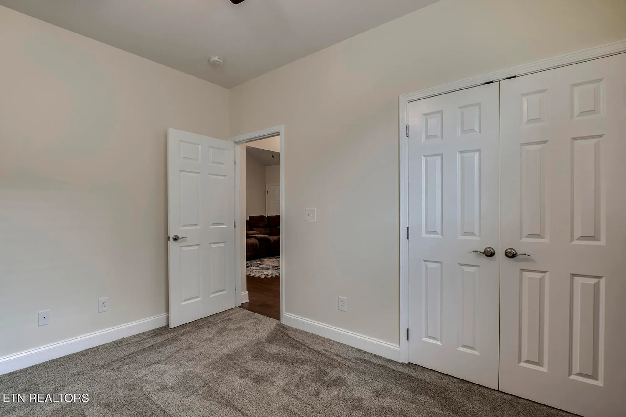 Property Slideshow image 38 of 54 | 134 daleyuhski way, Loudon, TN, 37774