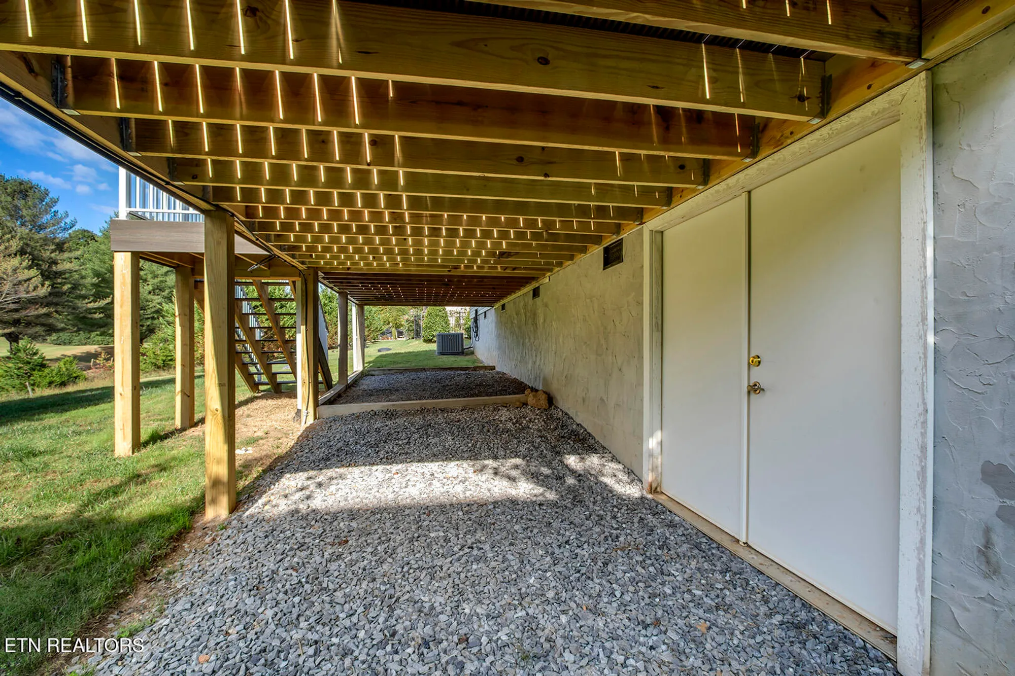 Property Slideshow image 42 of 54 | 134 daleyuhski way, Loudon, TN, 37774