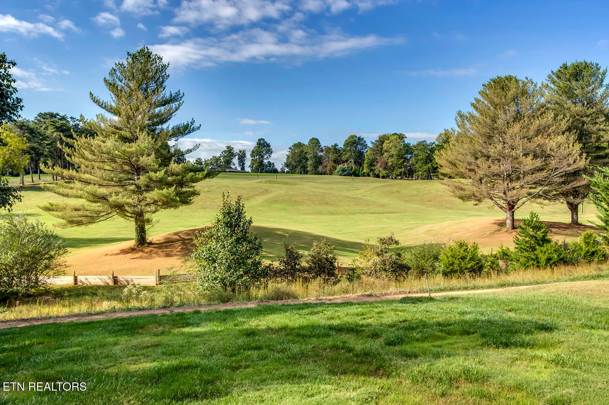 Property Slideshow image 43 of 54 | 134 daleyuhski way, Loudon, TN, 37774