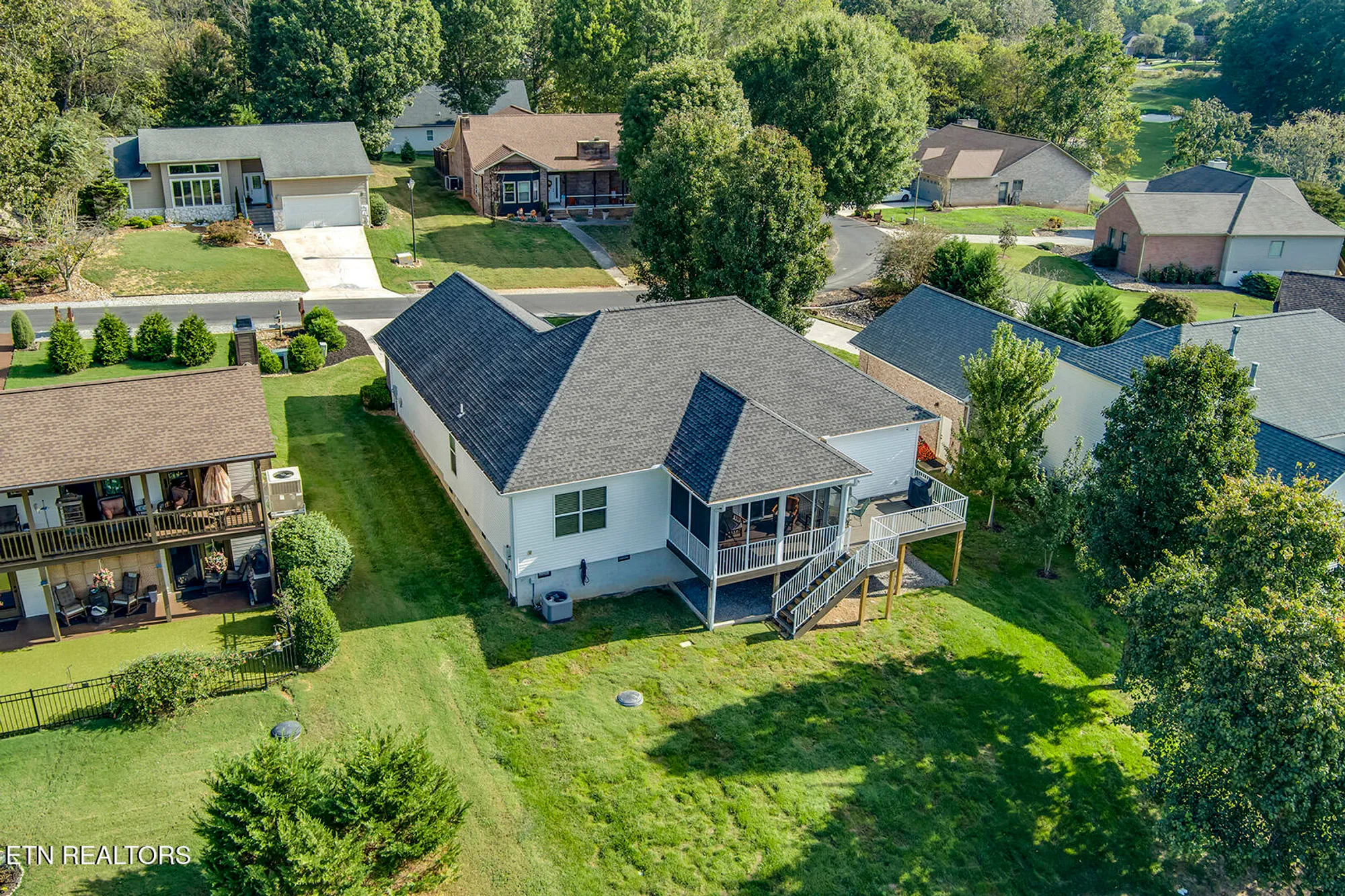 Property Slideshow image 47 of 54 | 134 daleyuhski way, Loudon, TN, 37774