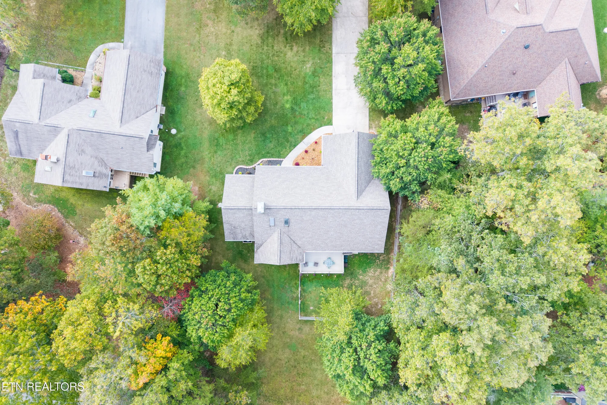 Property Slideshow image 25 of 28 | 110 minetta dr, Crossville, TN, 38558