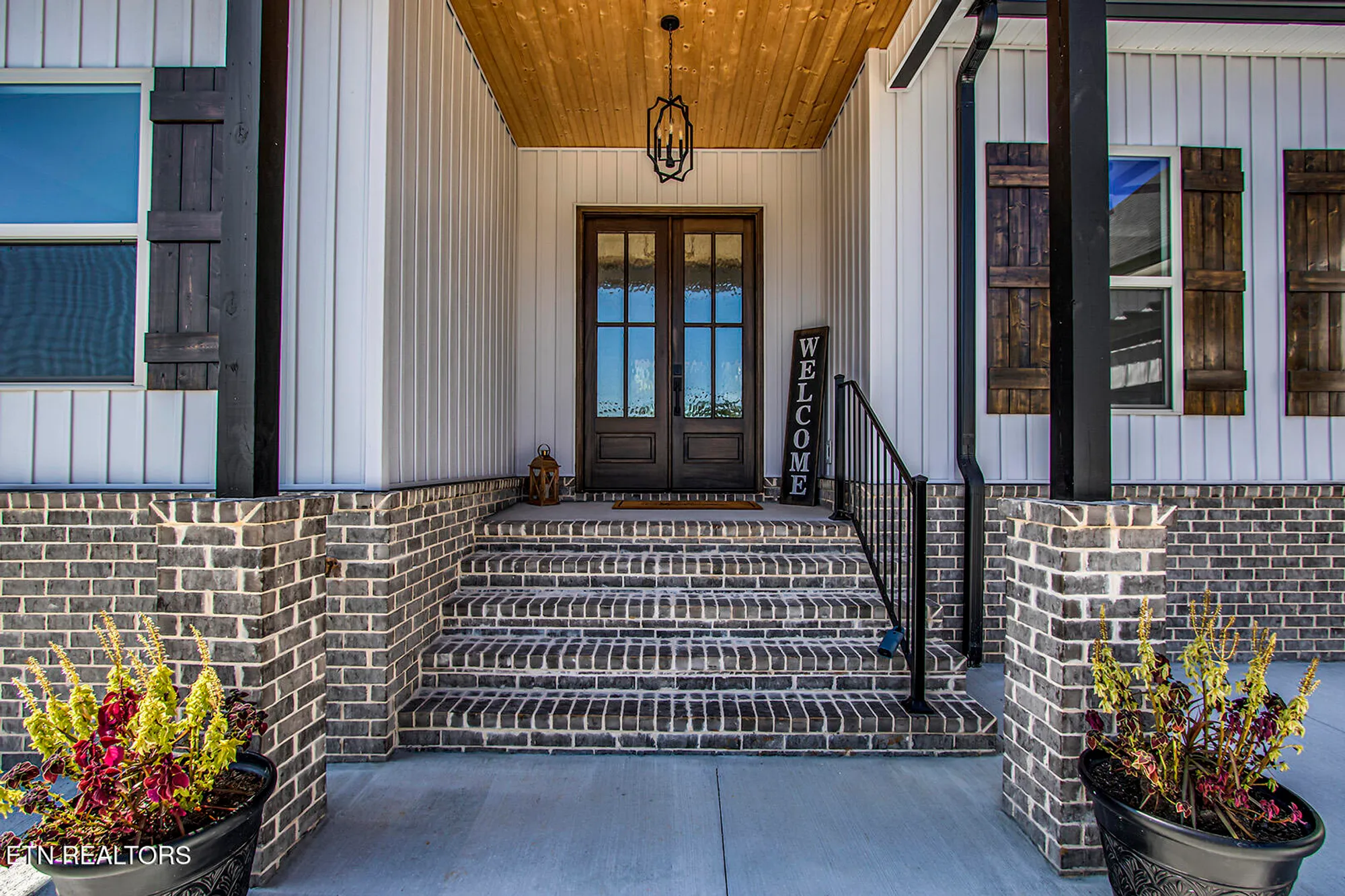 Property Slideshow image 6 of 57 | 115 oonoga way, Loudon, TN, 37774