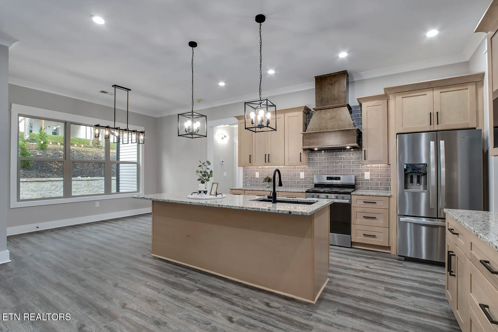 Property Slideshow image 13 of 57 | 115 oonoga way, Loudon, TN, 37774