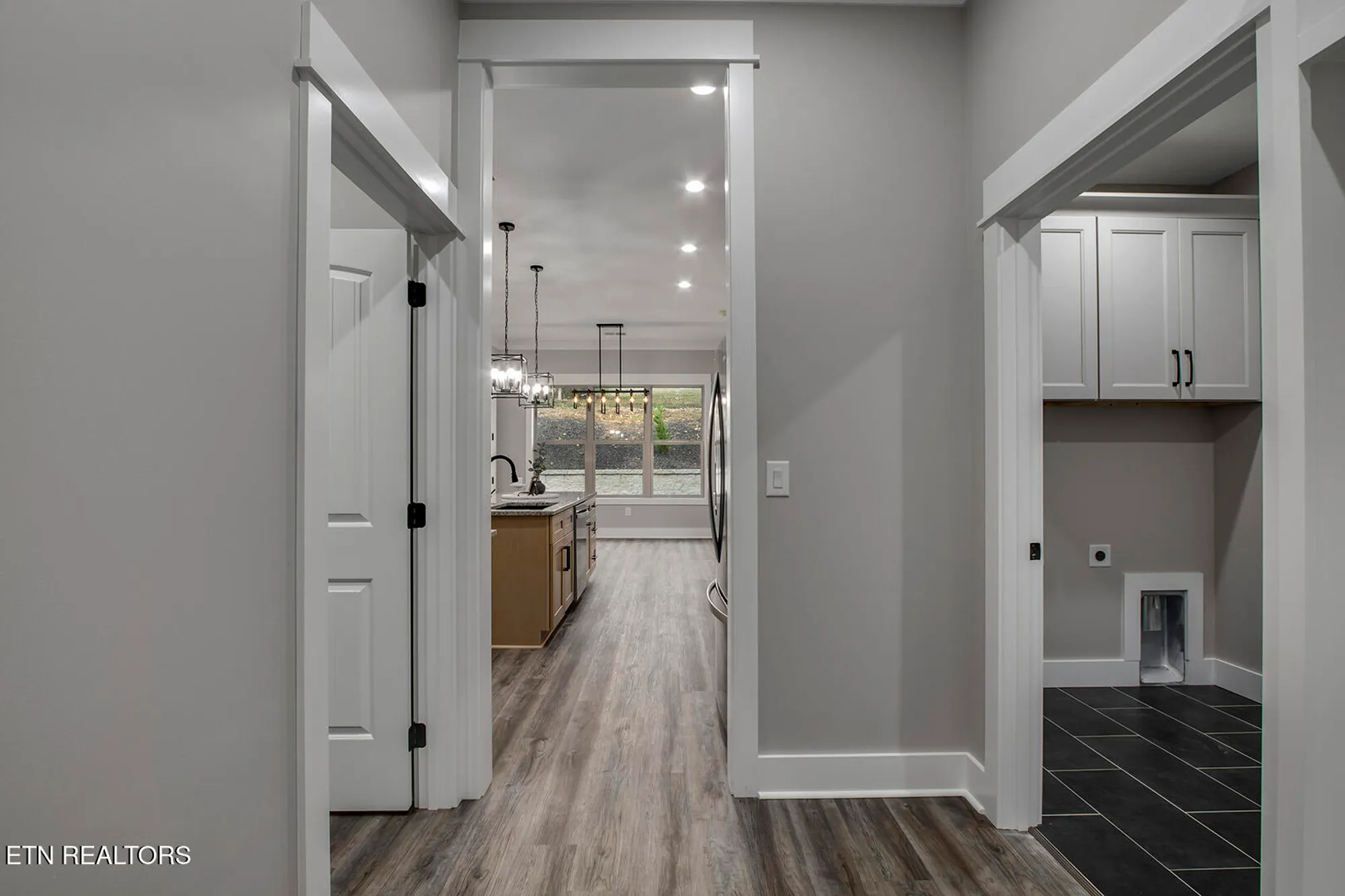 Property Slideshow image 23 of 57 | 115 oonoga way, Loudon, TN, 37774