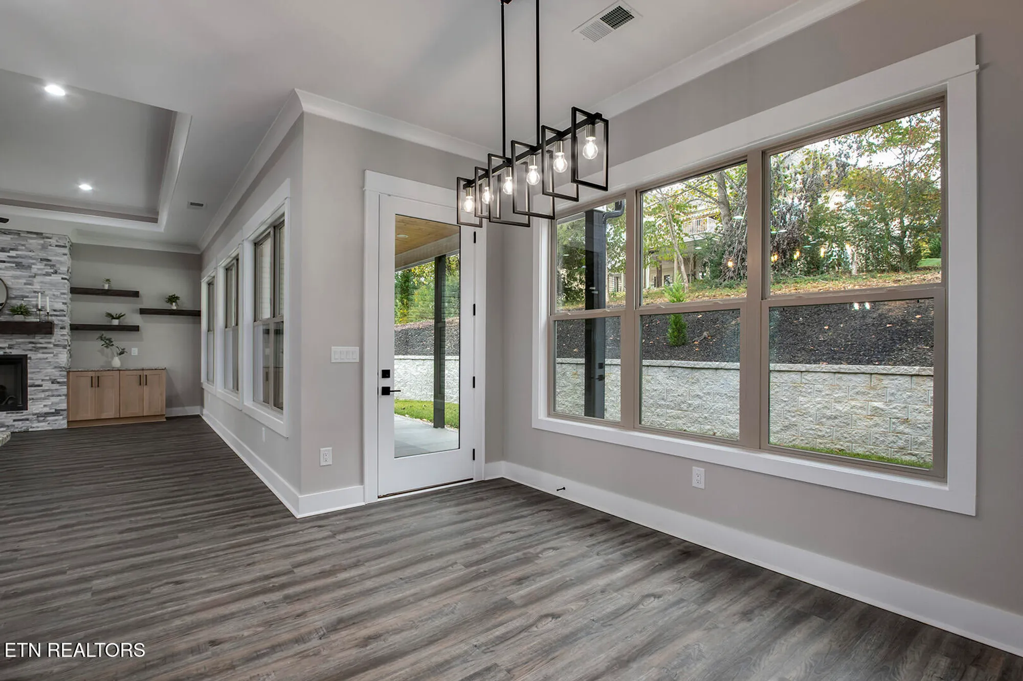 Property Slideshow image 26 of 57 | 115 oonoga way, Loudon, TN, 37774