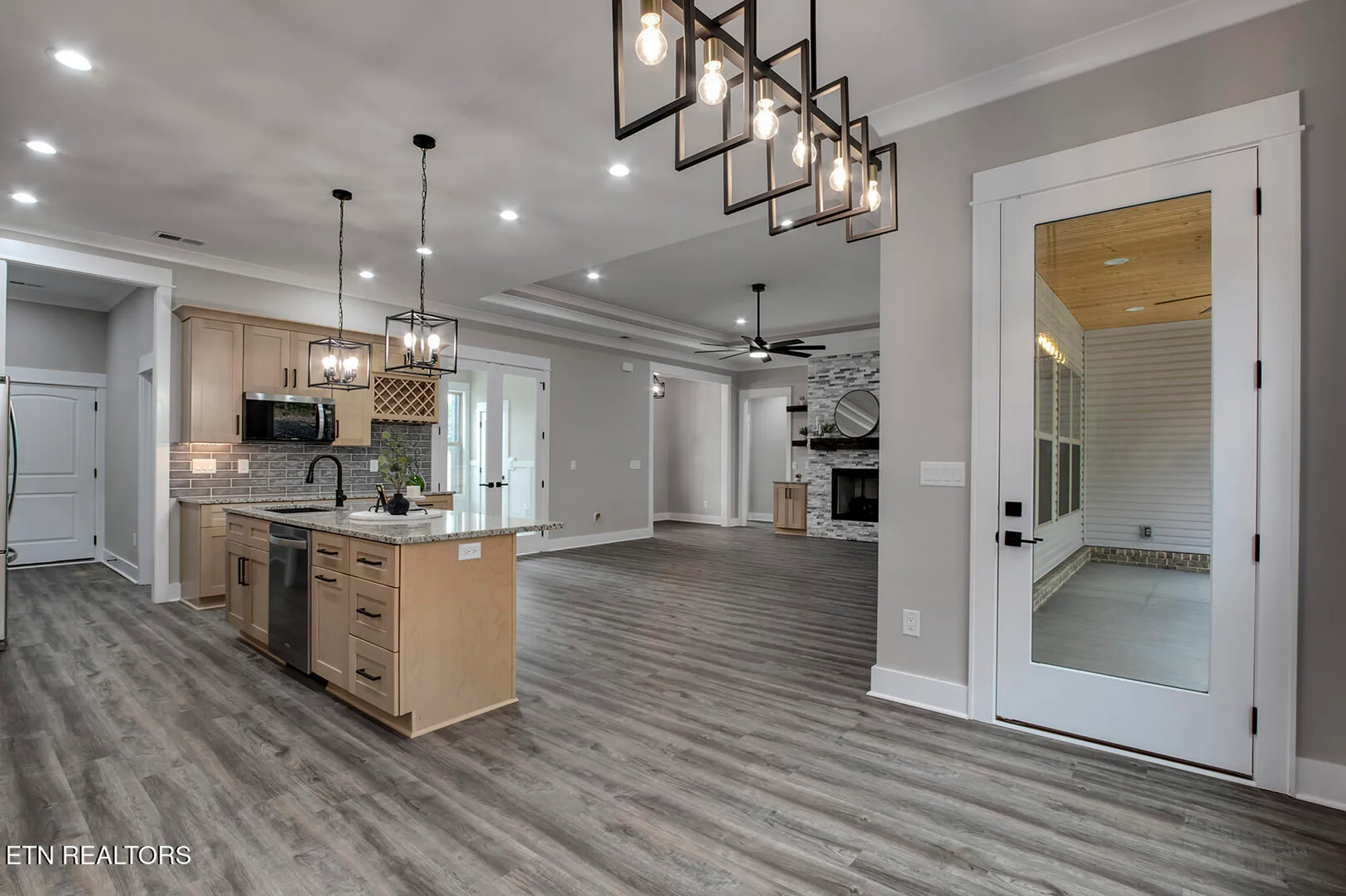 Property Slideshow image 43 of 57 | 115 oonoga way, Loudon, TN, 37774