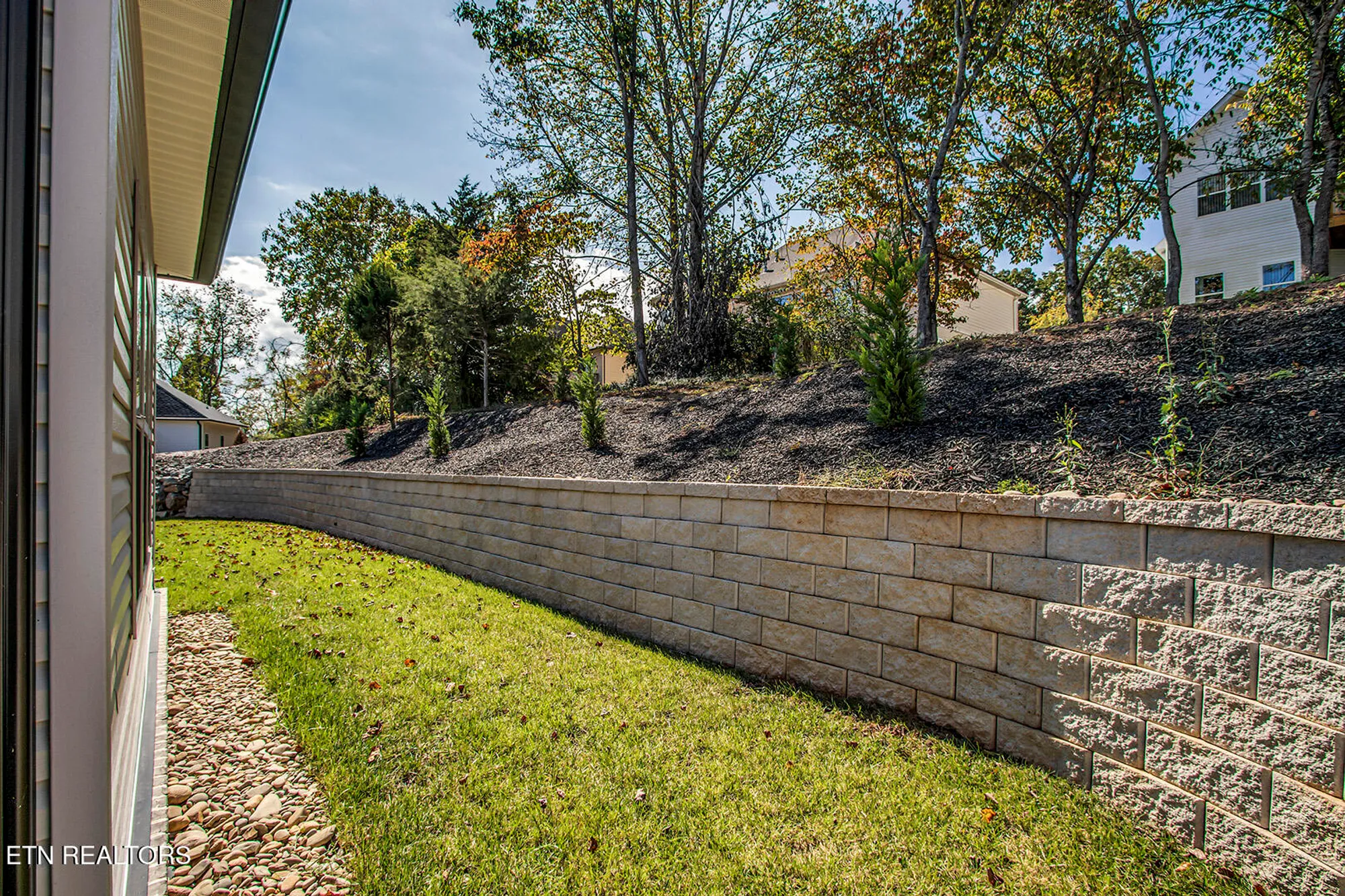 Property Slideshow image 47 of 57 | 115 oonoga way, Loudon, TN, 37774