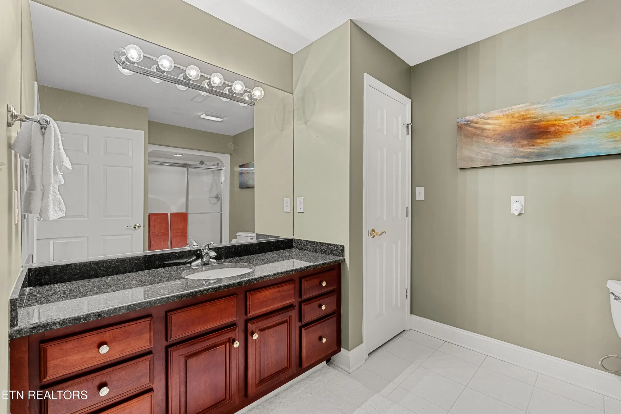Property Slideshow image 37 of 40 | 117 kenosha ln, Loudon, TN, 37774