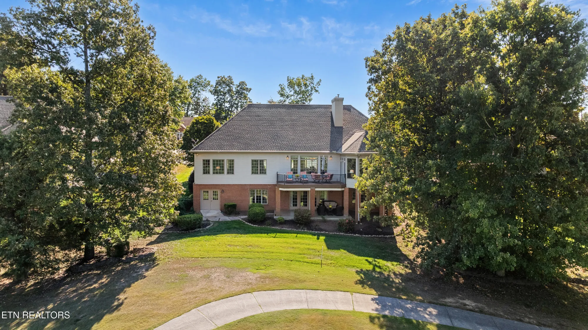 Property Slideshow image 4 of 40 | 117 kenosha ln, Loudon, TN, 37774