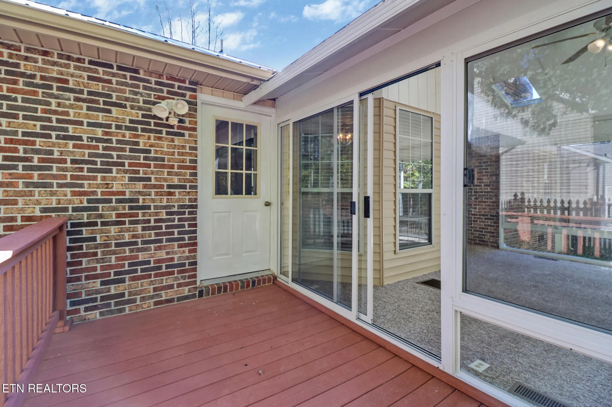 Property Slideshow image 23 of 27 | 309 lakeview dr, Crossville, TN, 38558