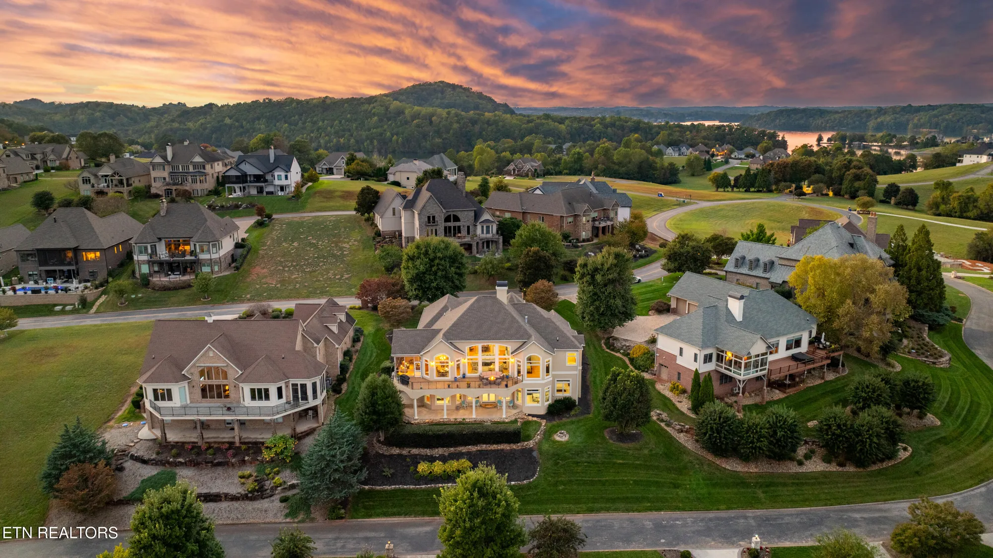 Property Slideshow image 53 of 60 | 1500 rarity bay pkwy, Vonore, TN, 37885