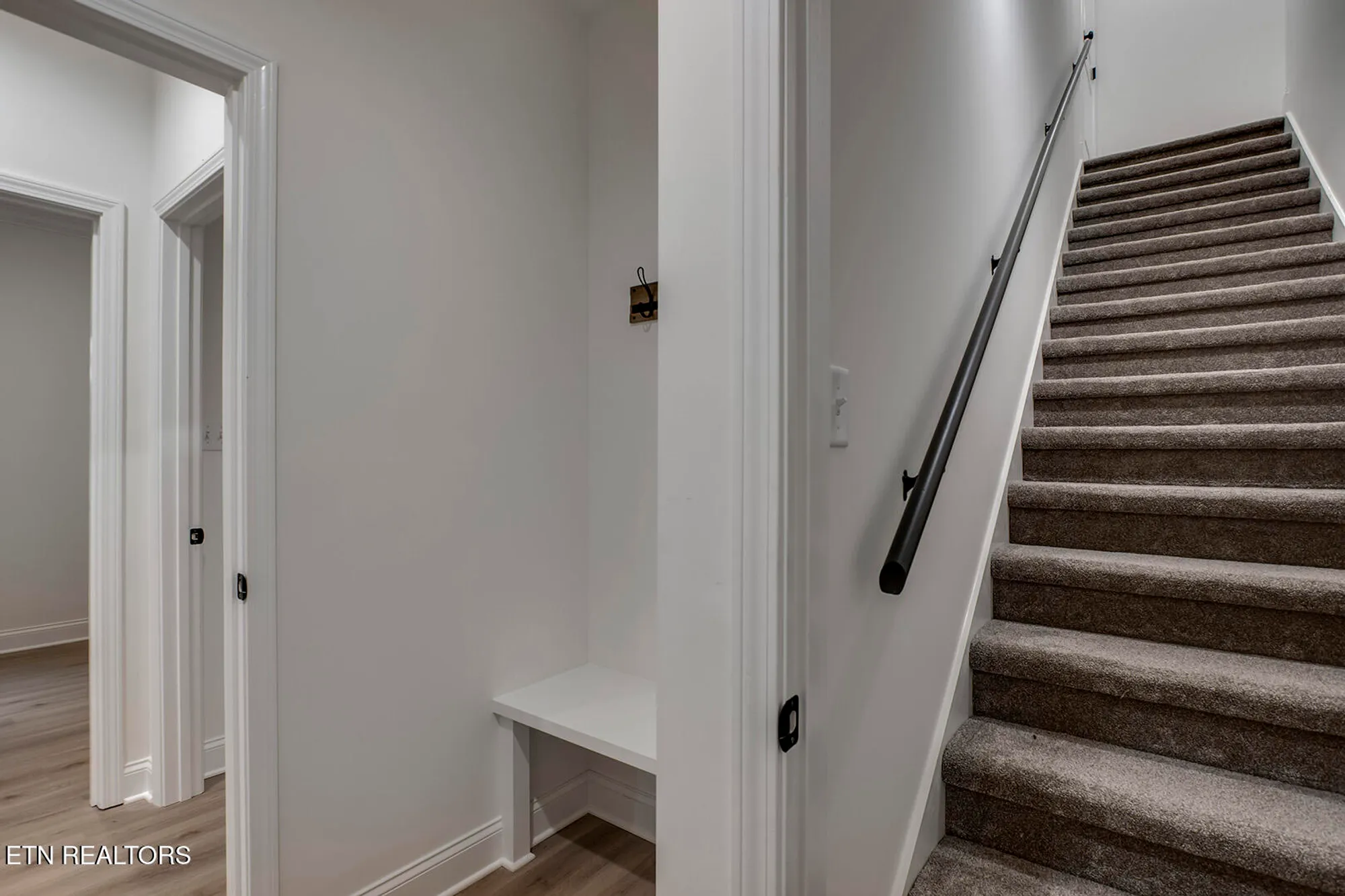 Property Slideshow image 40 of 58 | 172 utsesti way, Loudon, TN, 37774