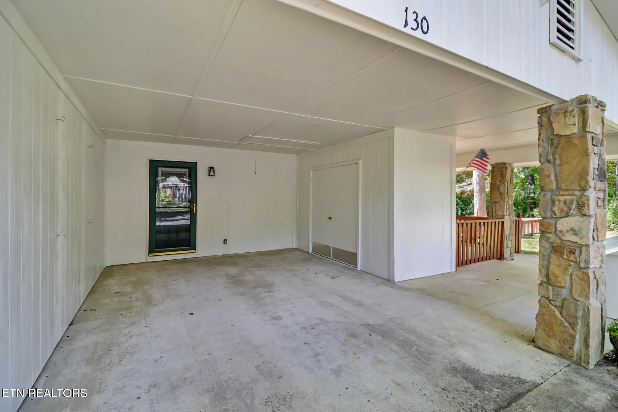 Property Slideshow image 29 of 32 | 130 dovenshire dr, Crossville, TN, 38558