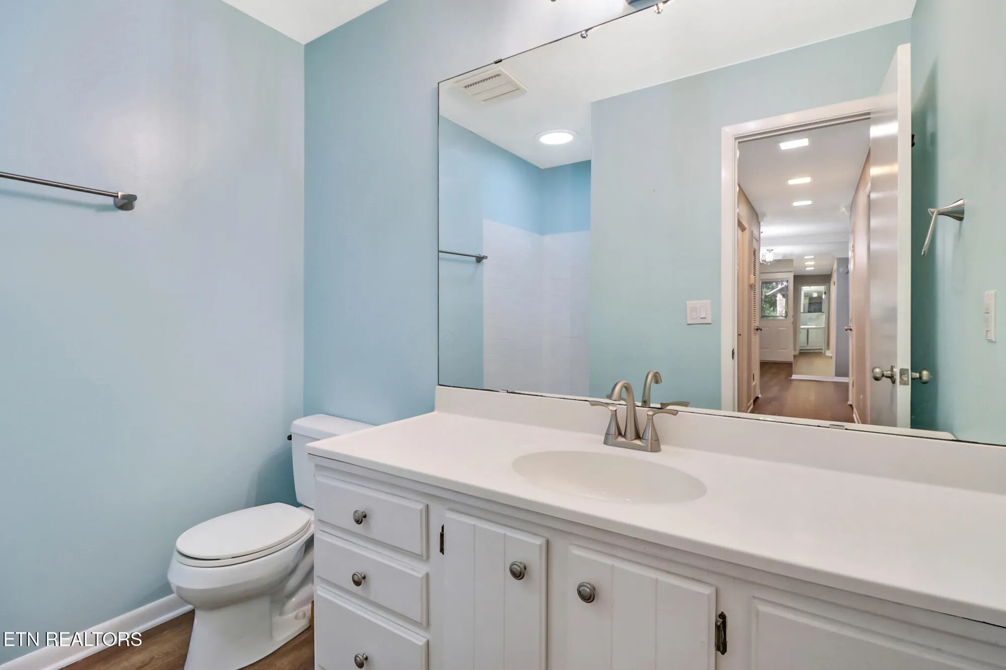 Property Slideshow image 26 of 32 | 130 dovenshire dr, Crossville, TN, 38558