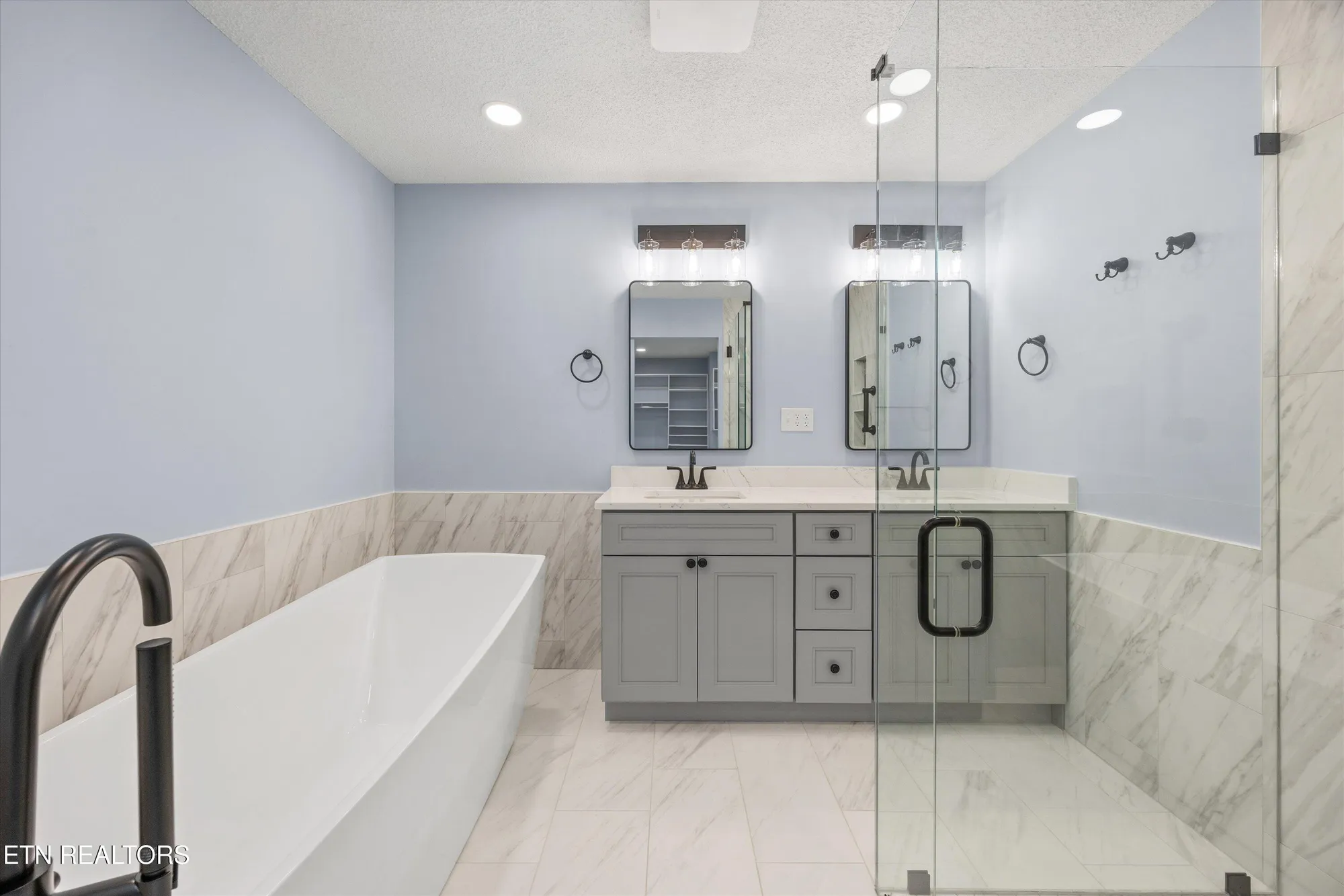 Property Slideshow image 18 of 44 | 146 talah way, Loudon, TN, 37774