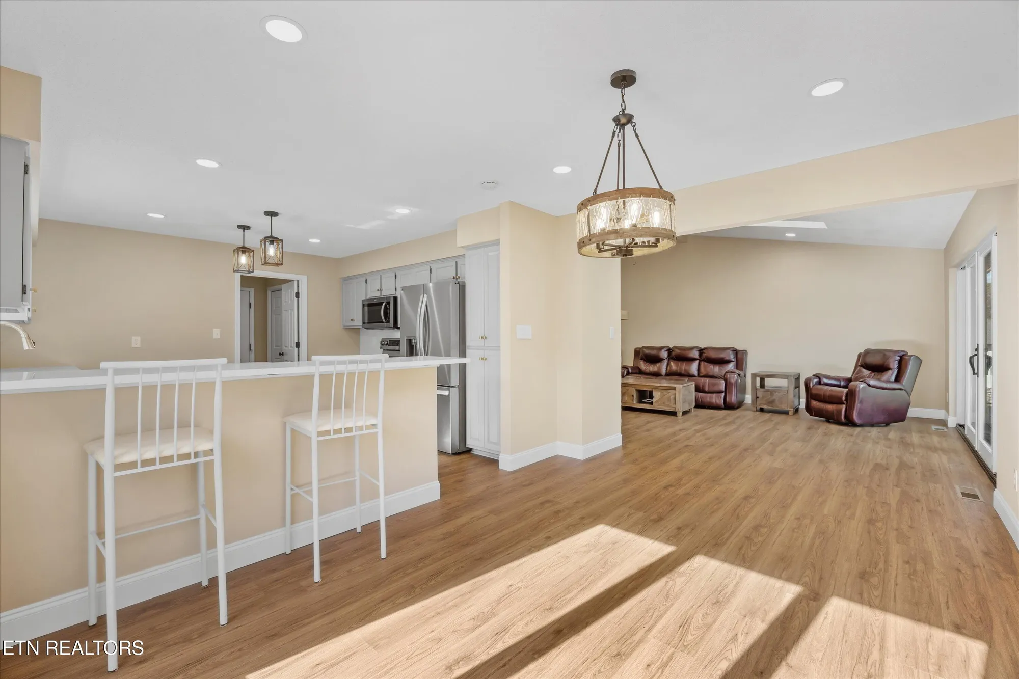 Property Slideshow image 7 of 44 | 146 talah way, Loudon, TN, 37774