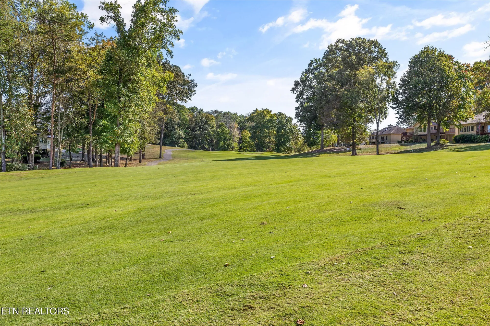 Property Slideshow image 28 of 44 | 146 talah way, Loudon, TN, 37774