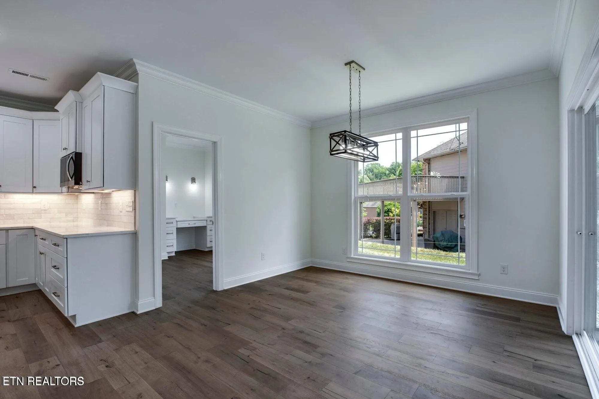 Property Slideshow image 23 of 47 | 297 dudala way, Loudon, TN, 37774