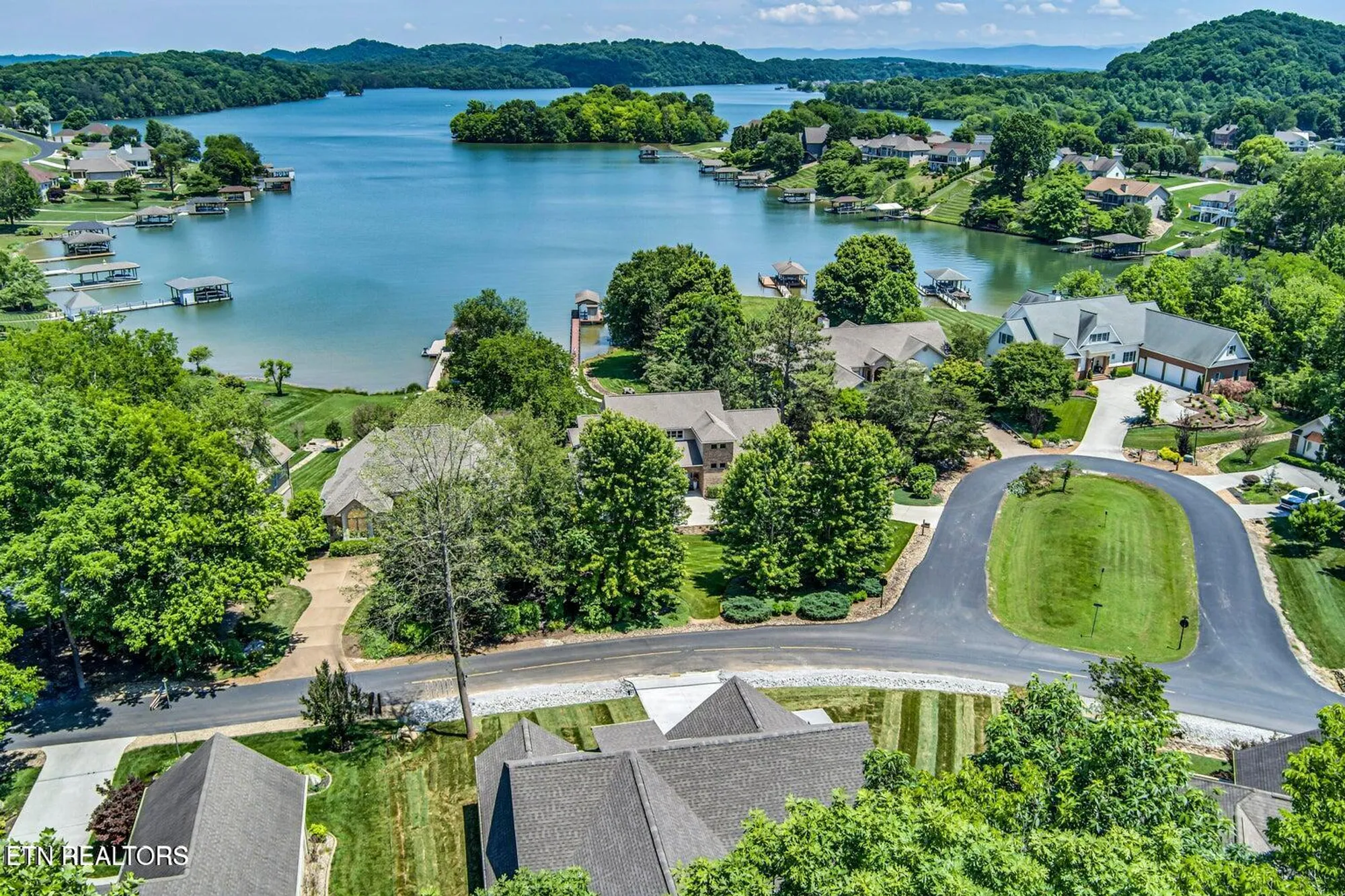 Property Slideshow image 46 of 47 | 297 dudala way, Loudon, TN, 37774