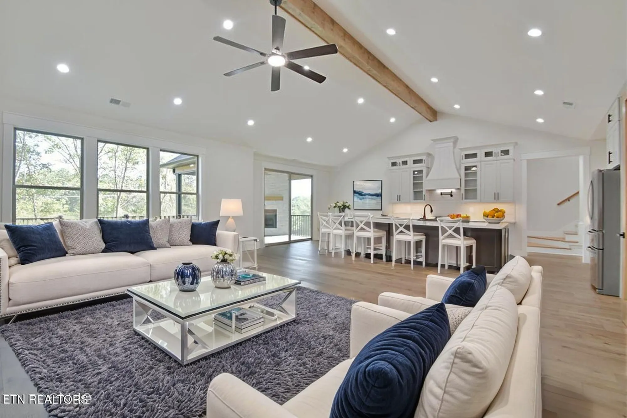 Property Slideshow image 6 of 49 | 207 walosi ln, Loudon, TN, 37774