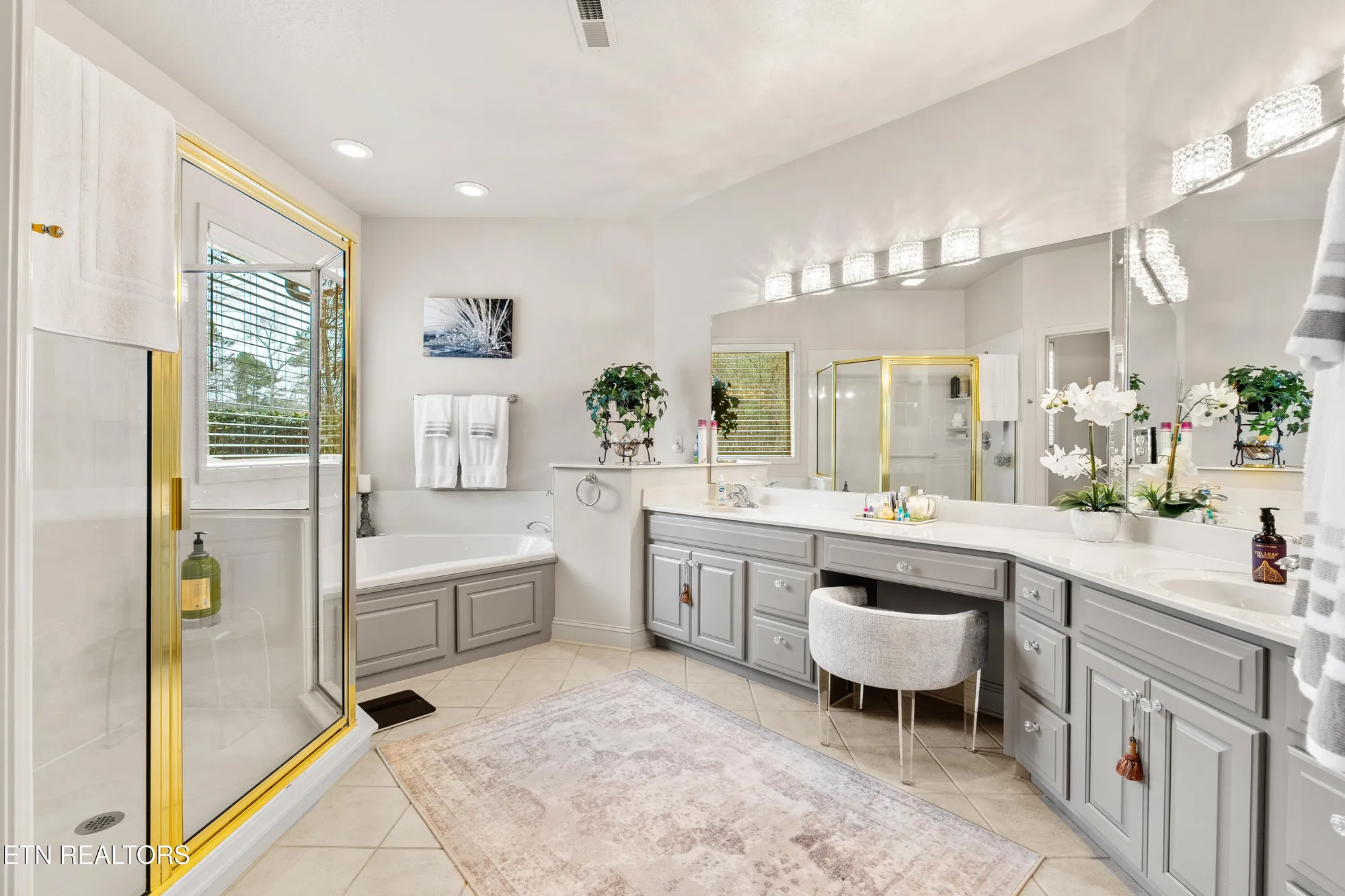 Property Slideshow image 24 of 40 | 725 wood duck dr, Vonore, TN, 37885