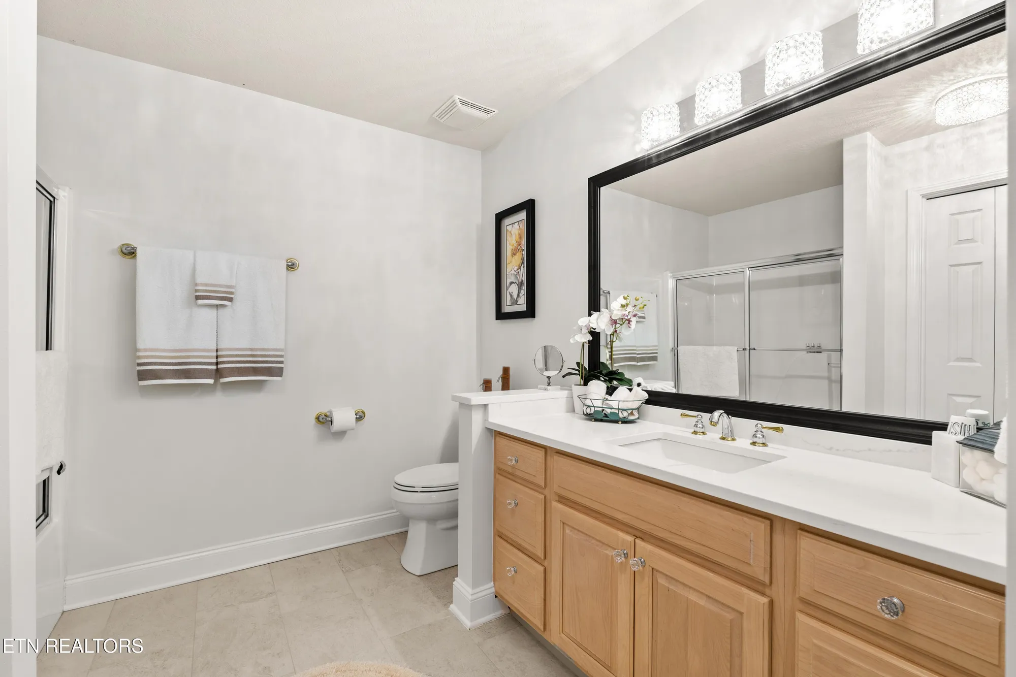 Property Slideshow image 31 of 40 | 725 wood duck dr, Vonore, TN, 37885