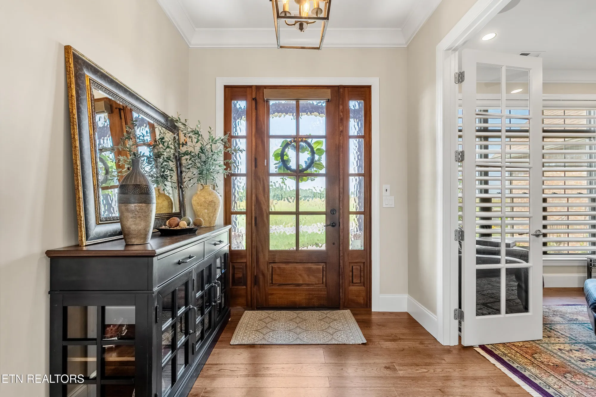 Property Slideshow image 10 of 49 | 320 watercrest dr, Vonore, TN, 37885