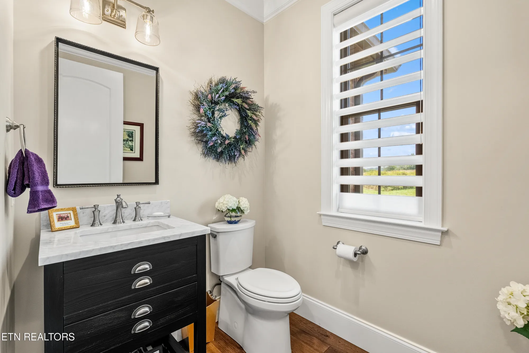 Property Slideshow image 13 of 49 | 320 watercrest dr, Vonore, TN, 37885