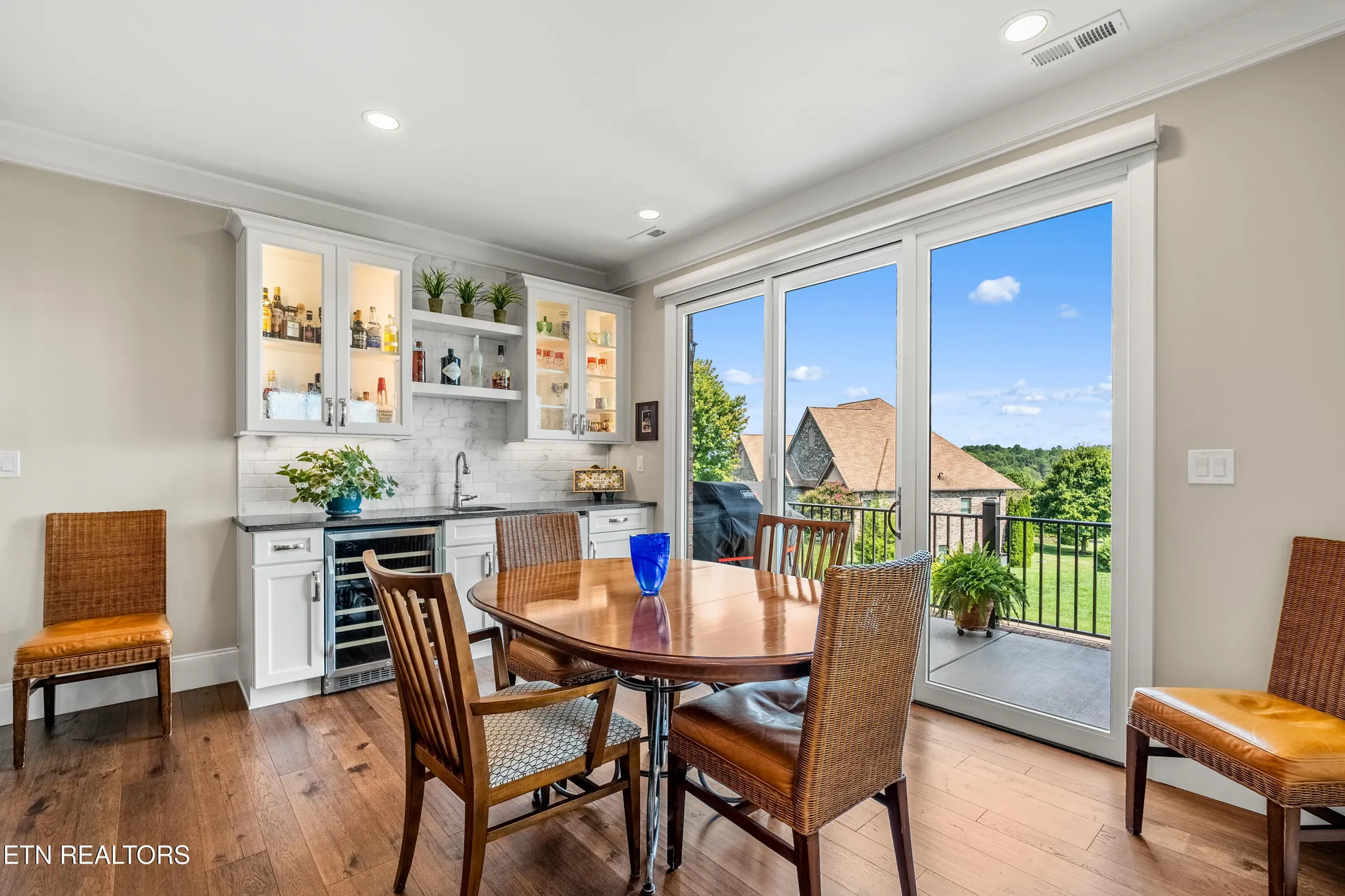 Property Slideshow image 39 of 49 | 320 watercrest dr, Vonore, TN, 37885