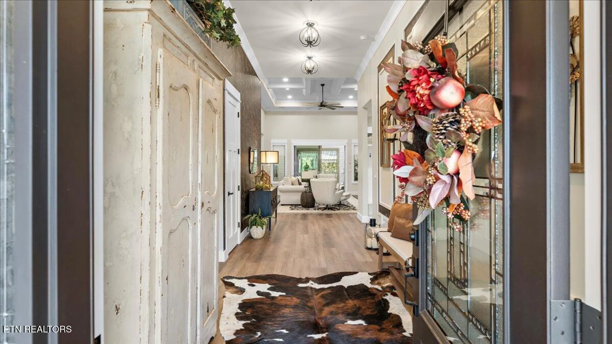 Property Slideshow image 4 of 45 | 140 utsesti way, Loudon, TN, 37774