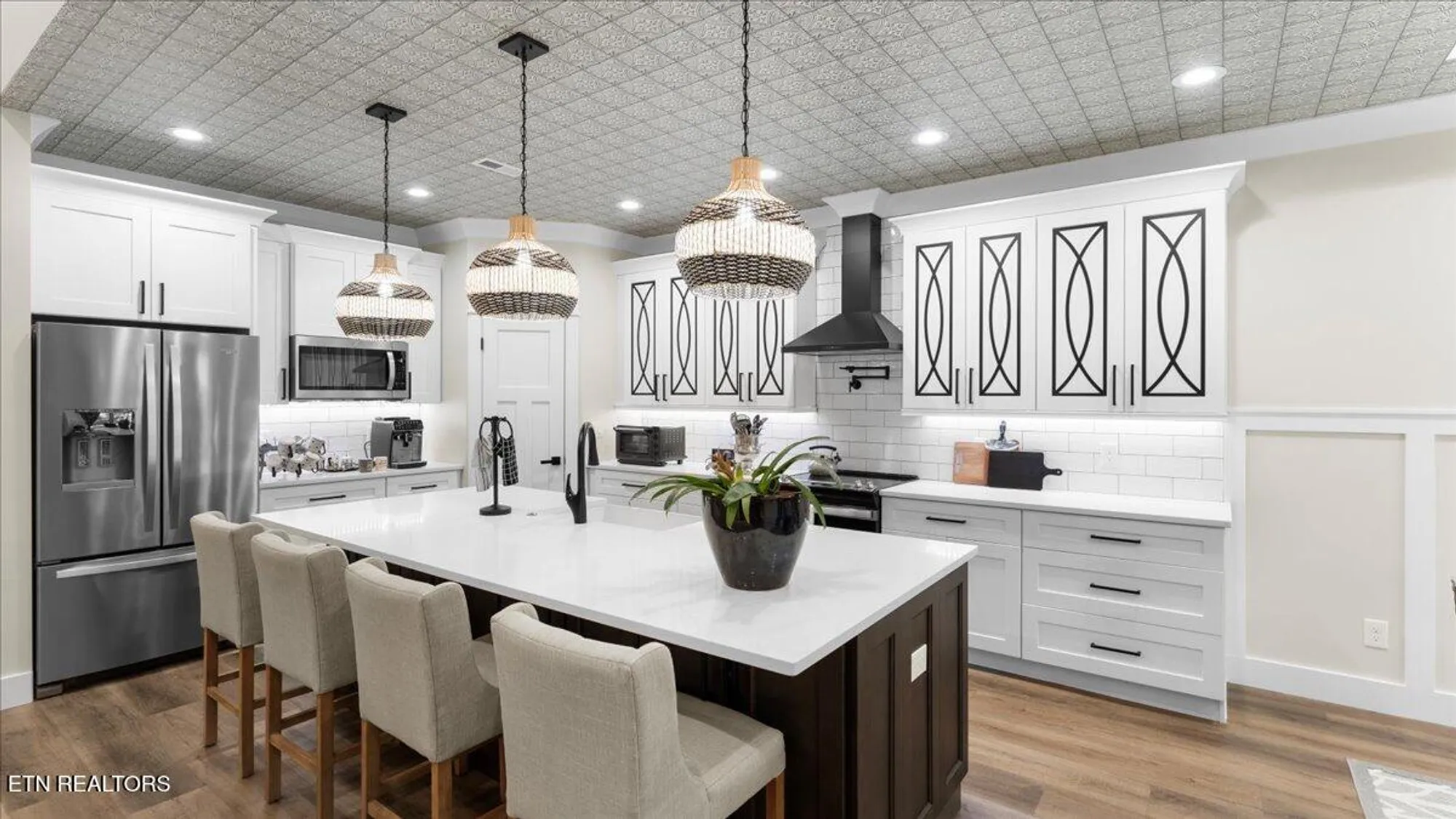 Property Slideshow image 11 of 45 | 140 utsesti way, Loudon, TN, 37774